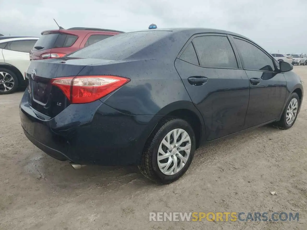 3 Photograph of a damaged car 2T1BURHE9KC189418 TOYOTA COROLLA 2019