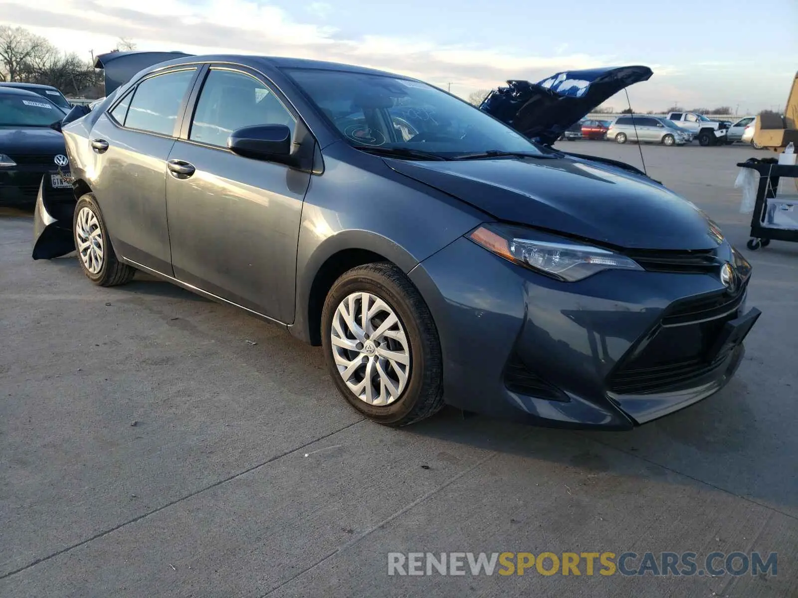 1 Photograph of a damaged car 2T1BURHE9KC191105 TOYOTA COROLLA 2019