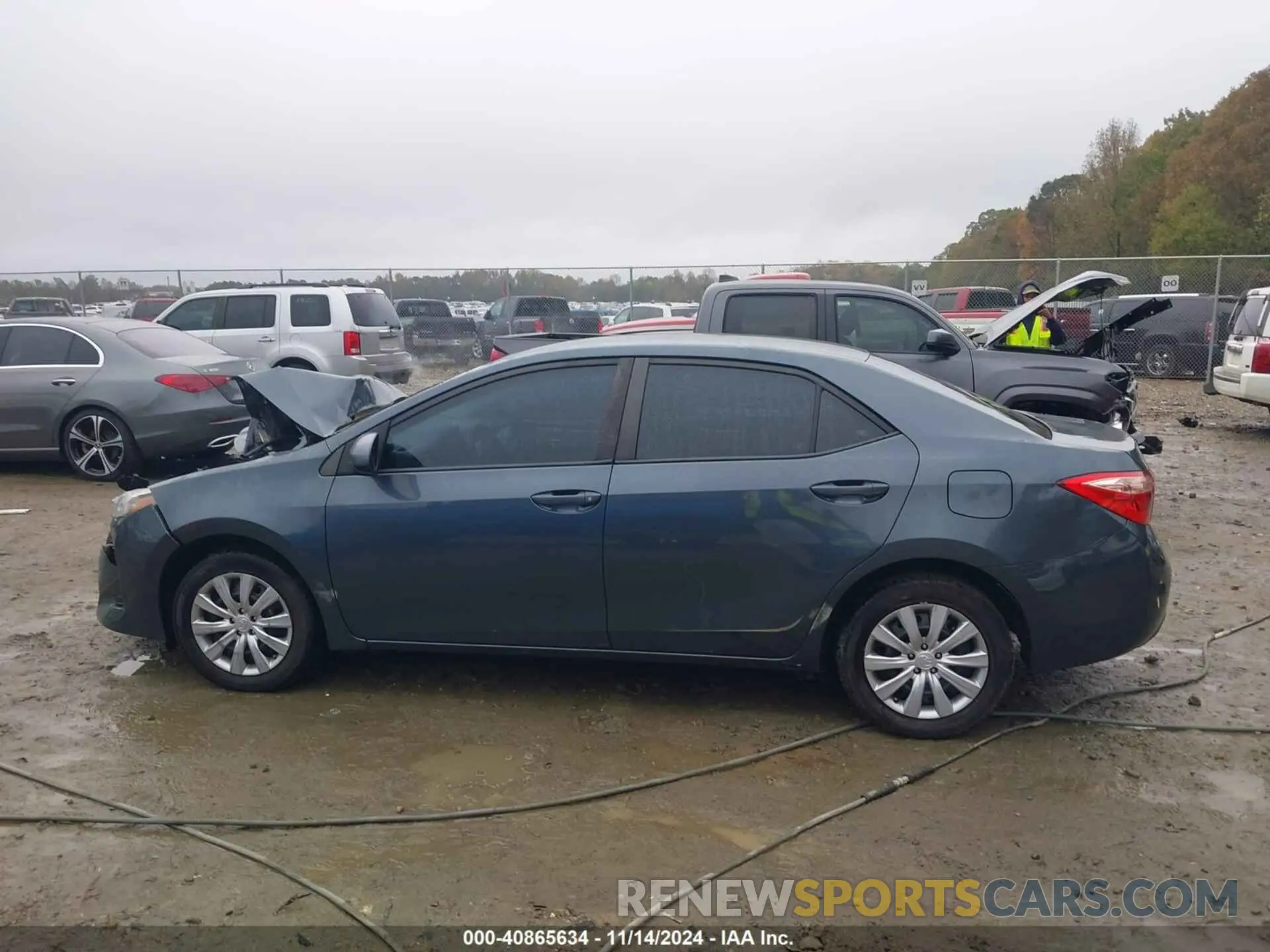 14 Photograph of a damaged car 2T1BURHE9KC194683 TOYOTA COROLLA 2019