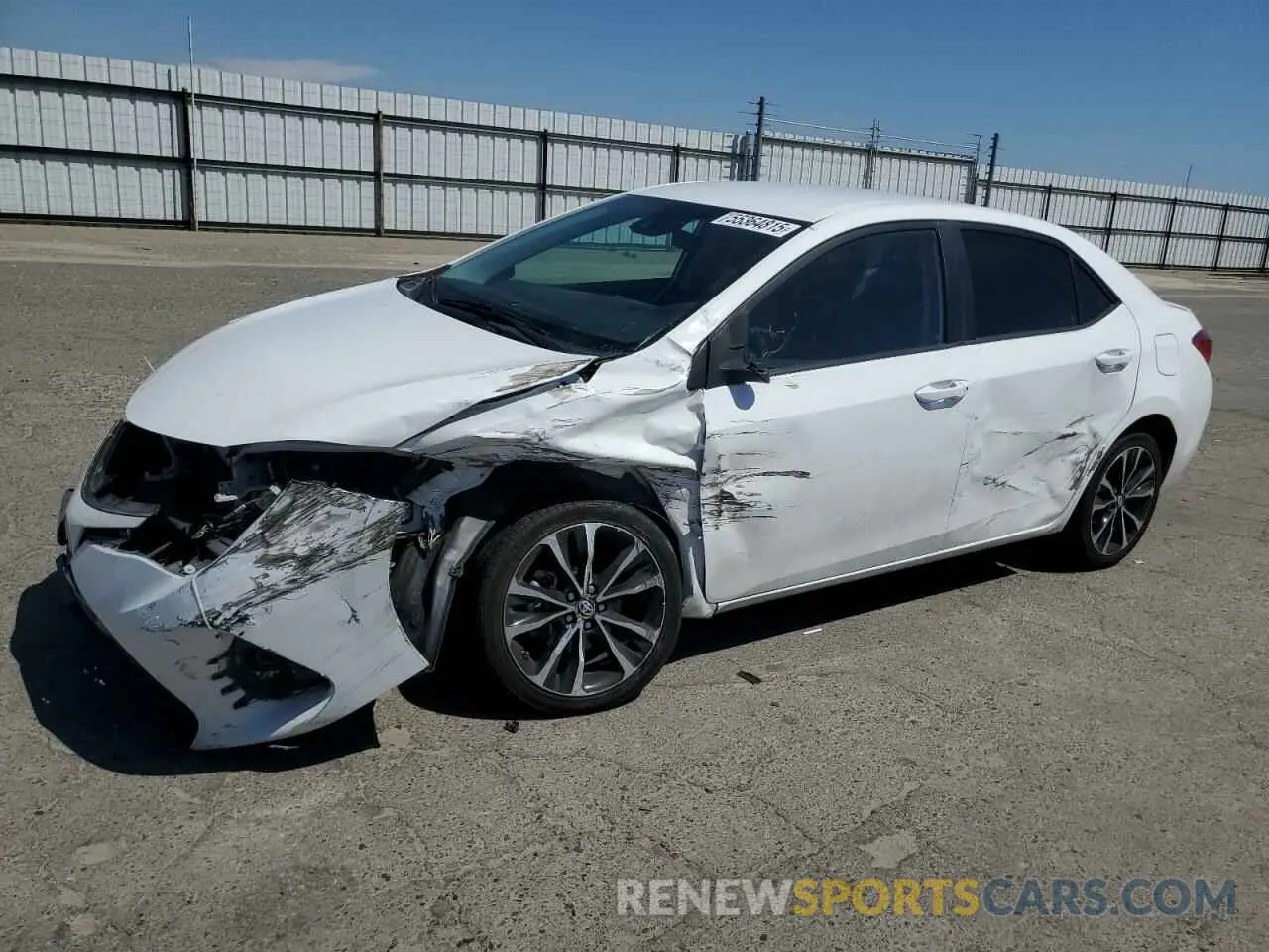 1 Photograph of a damaged car 2T1BURHE9KC196305 TOYOTA COROLLA 2019