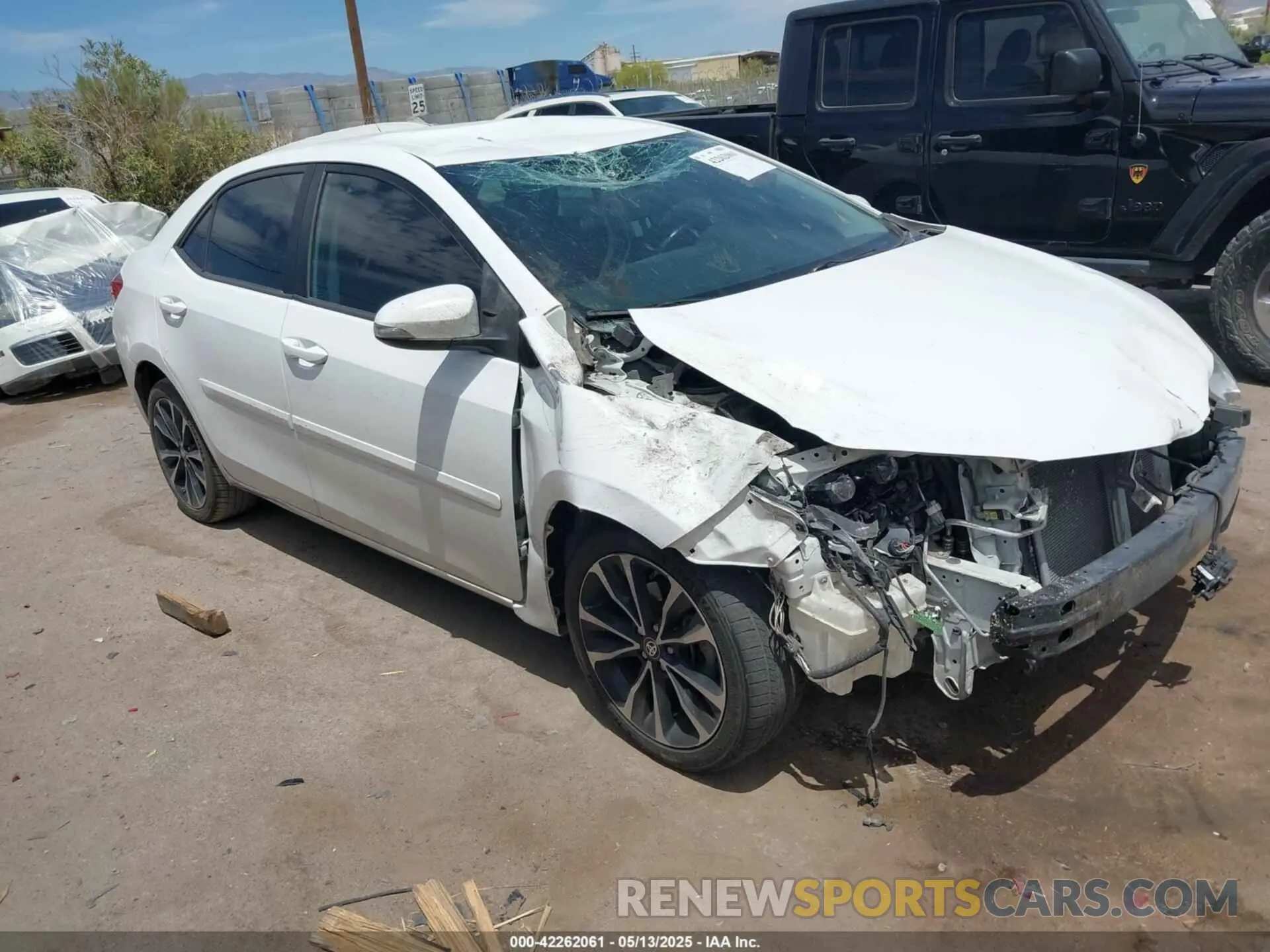 1 Photograph of a damaged car 2T1BURHE9KC197924 TOYOTA COROLLA 2019