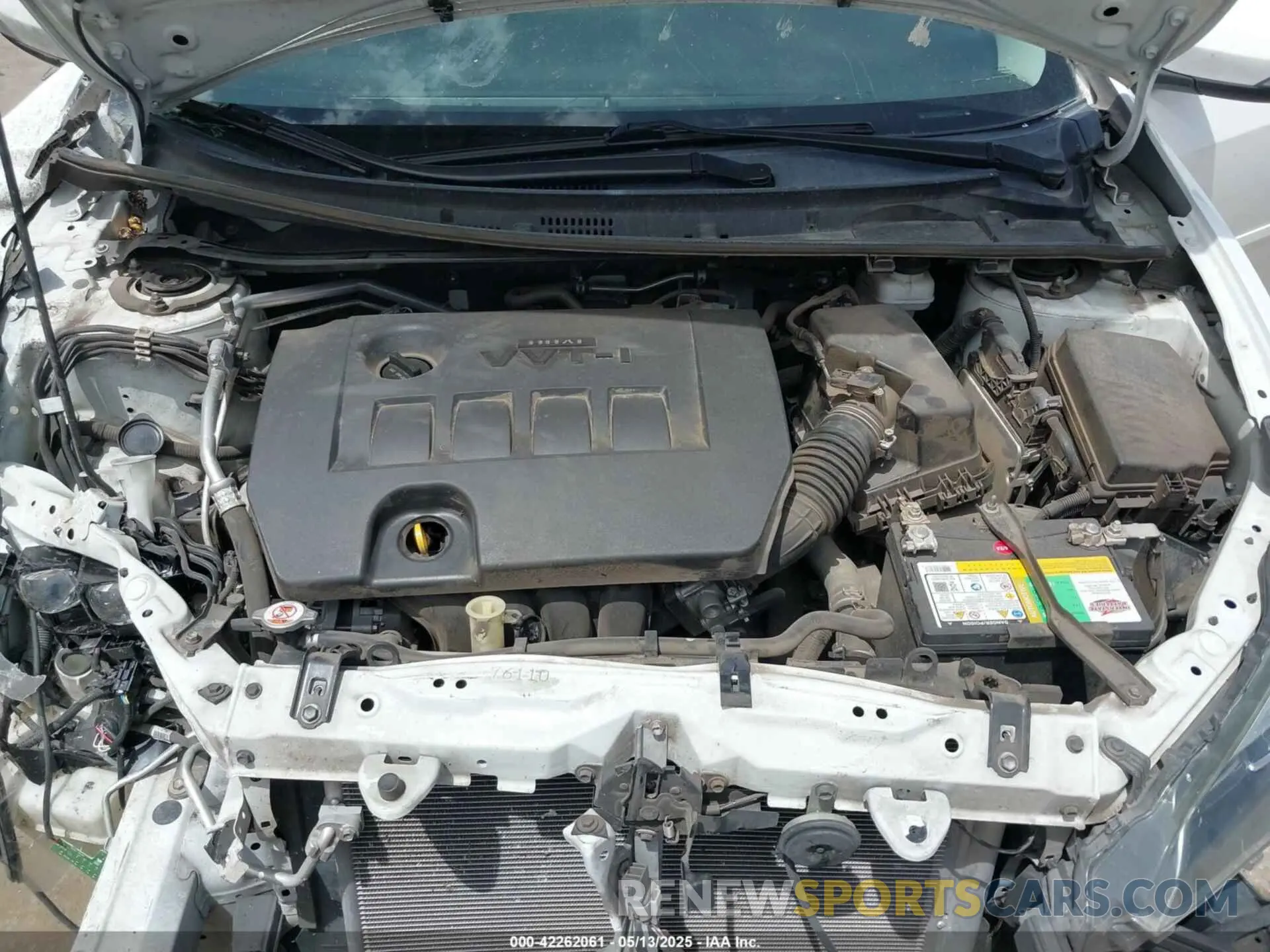 10 Photograph of a damaged car 2T1BURHE9KC197924 TOYOTA COROLLA 2019