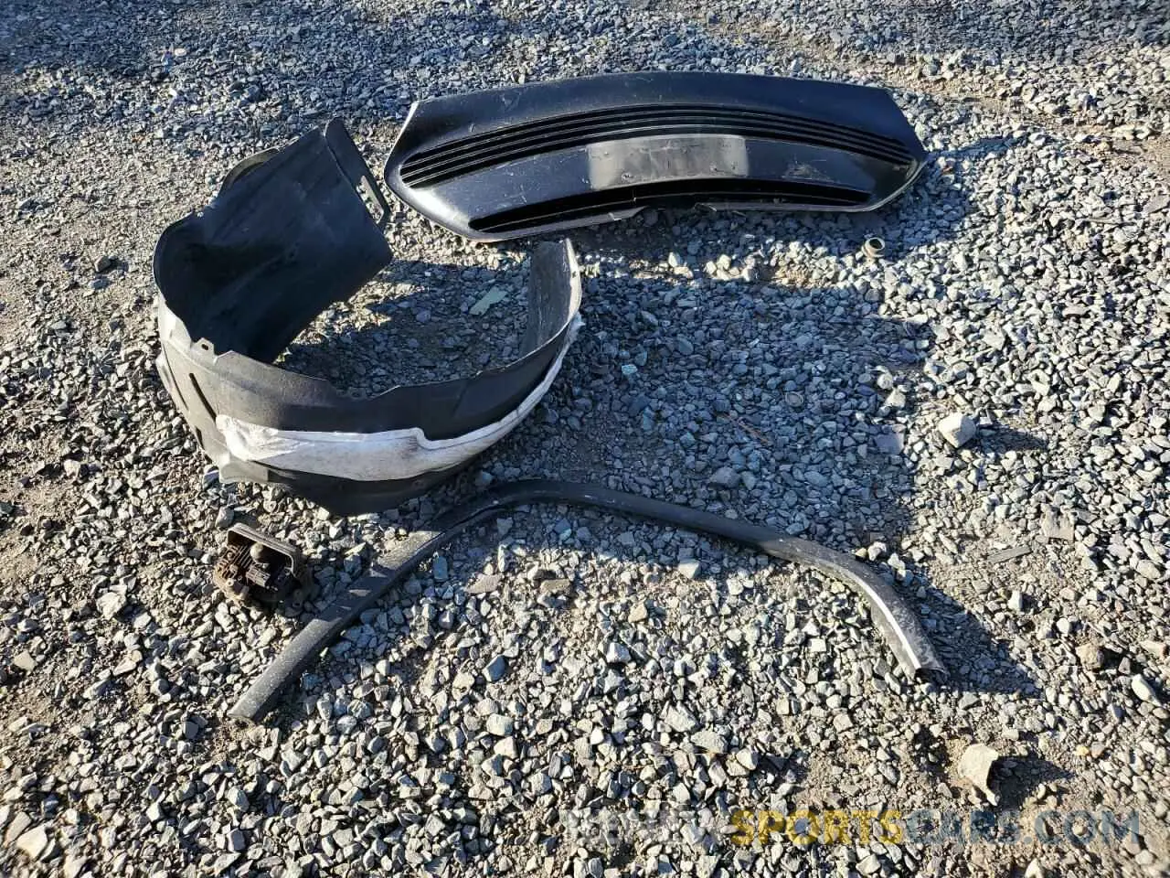 12 Photograph of a damaged car 2T1BURHE9KC198023 TOYOTA COROLLA 2019