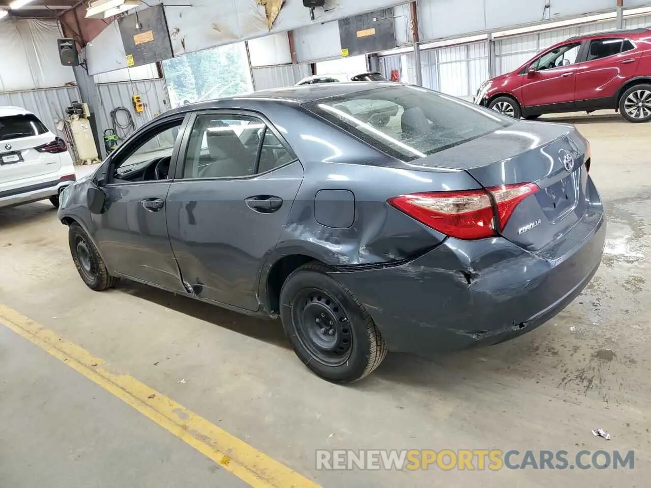 2 Photograph of a damaged car 2T1BURHE9KC201227 TOYOTA COROLLA 2019