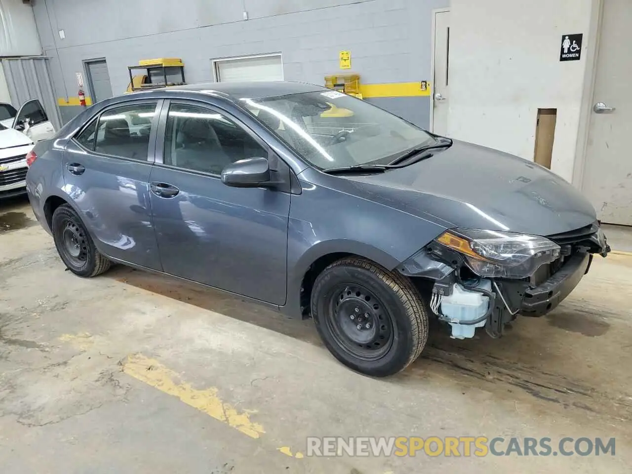 4 Photograph of a damaged car 2T1BURHE9KC201227 TOYOTA COROLLA 2019