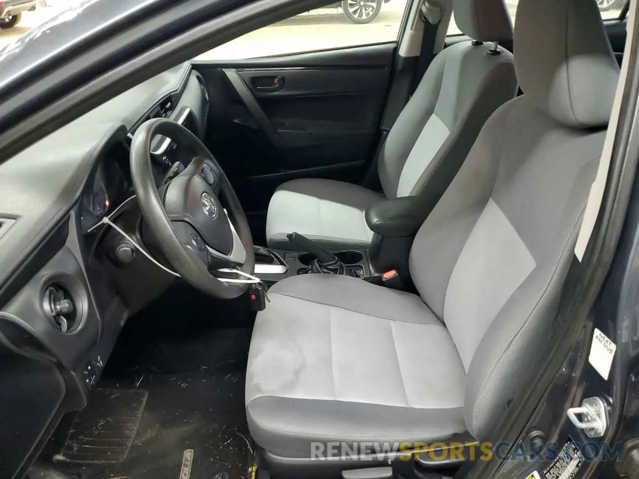 7 Photograph of a damaged car 2T1BURHE9KC201227 TOYOTA COROLLA 2019