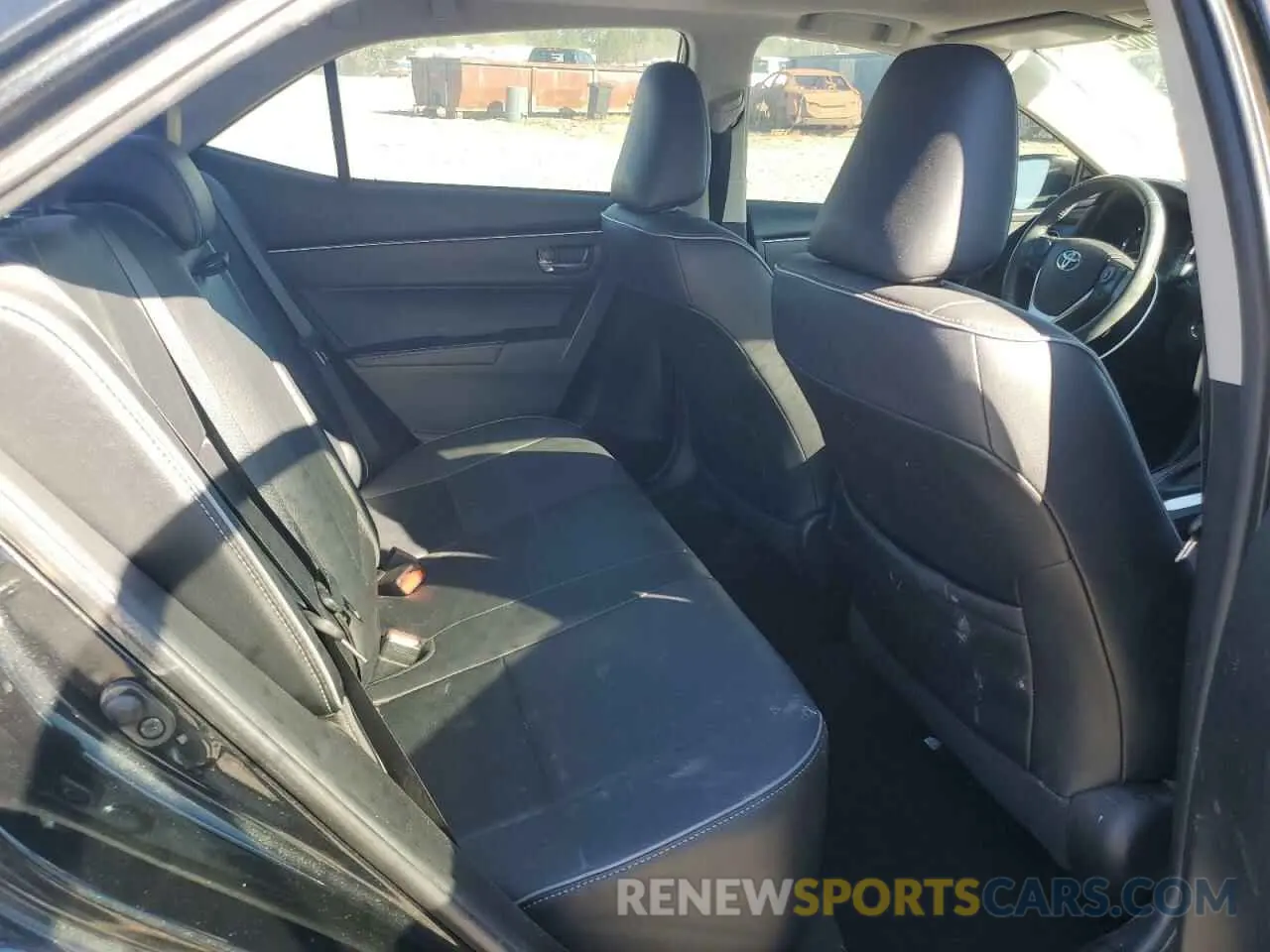 10 Photograph of a damaged car 2T1BURHE9KC211076 TOYOTA COROLLA 2019