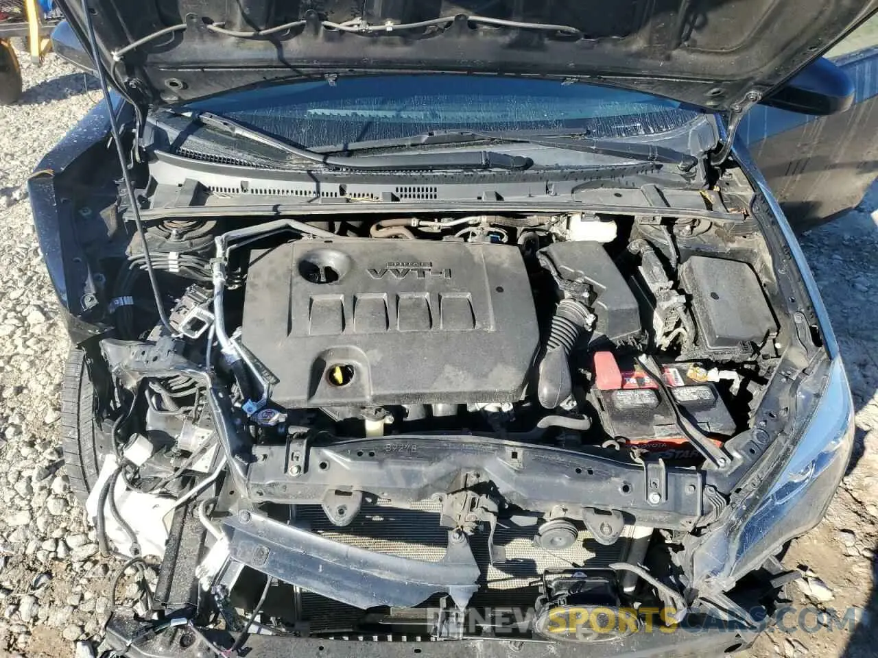 11 Photograph of a damaged car 2T1BURHE9KC211076 TOYOTA COROLLA 2019