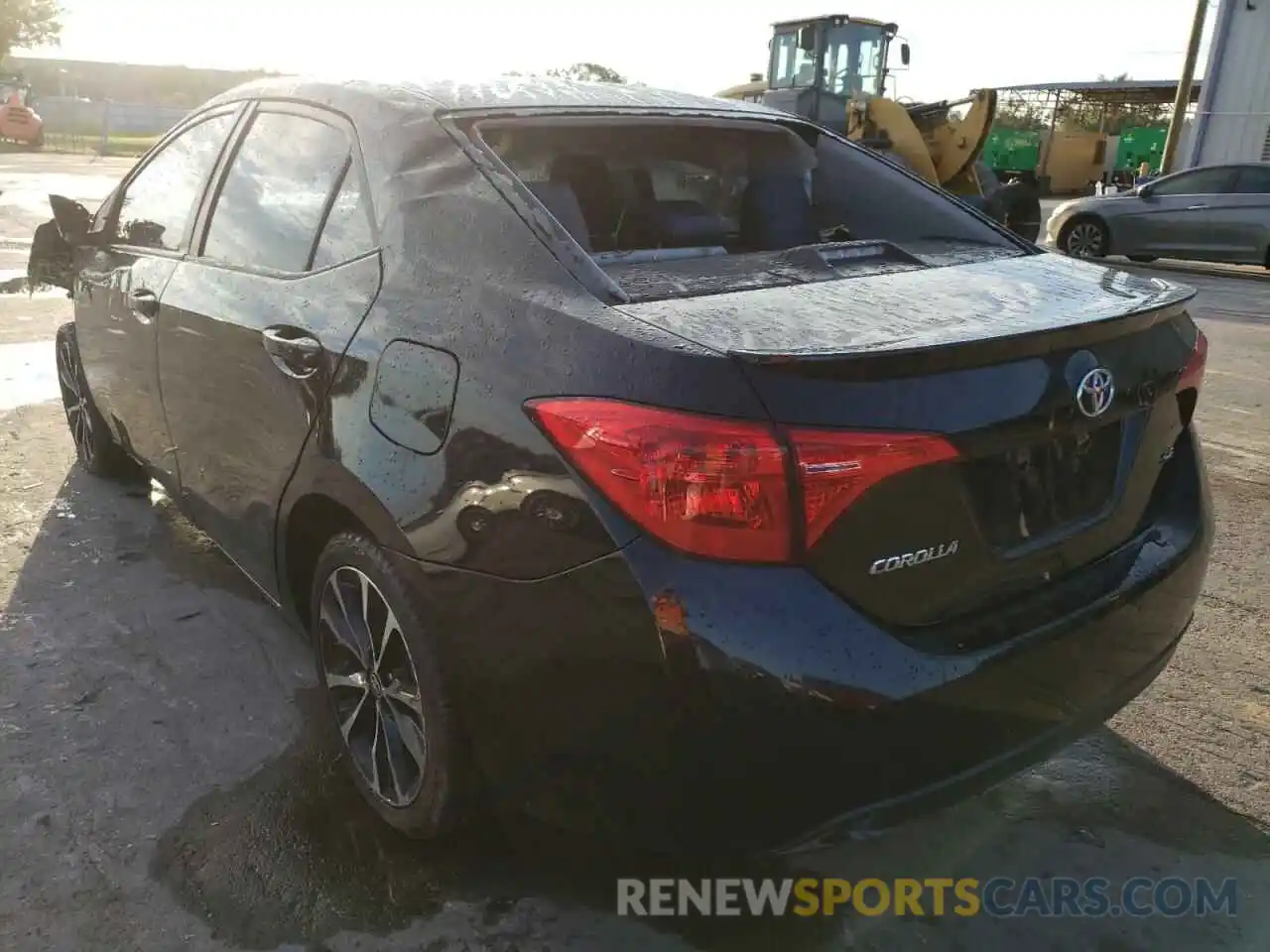 3 Photograph of a damaged car 2T1BURHE9KC217850 TOYOTA COROLLA 2019