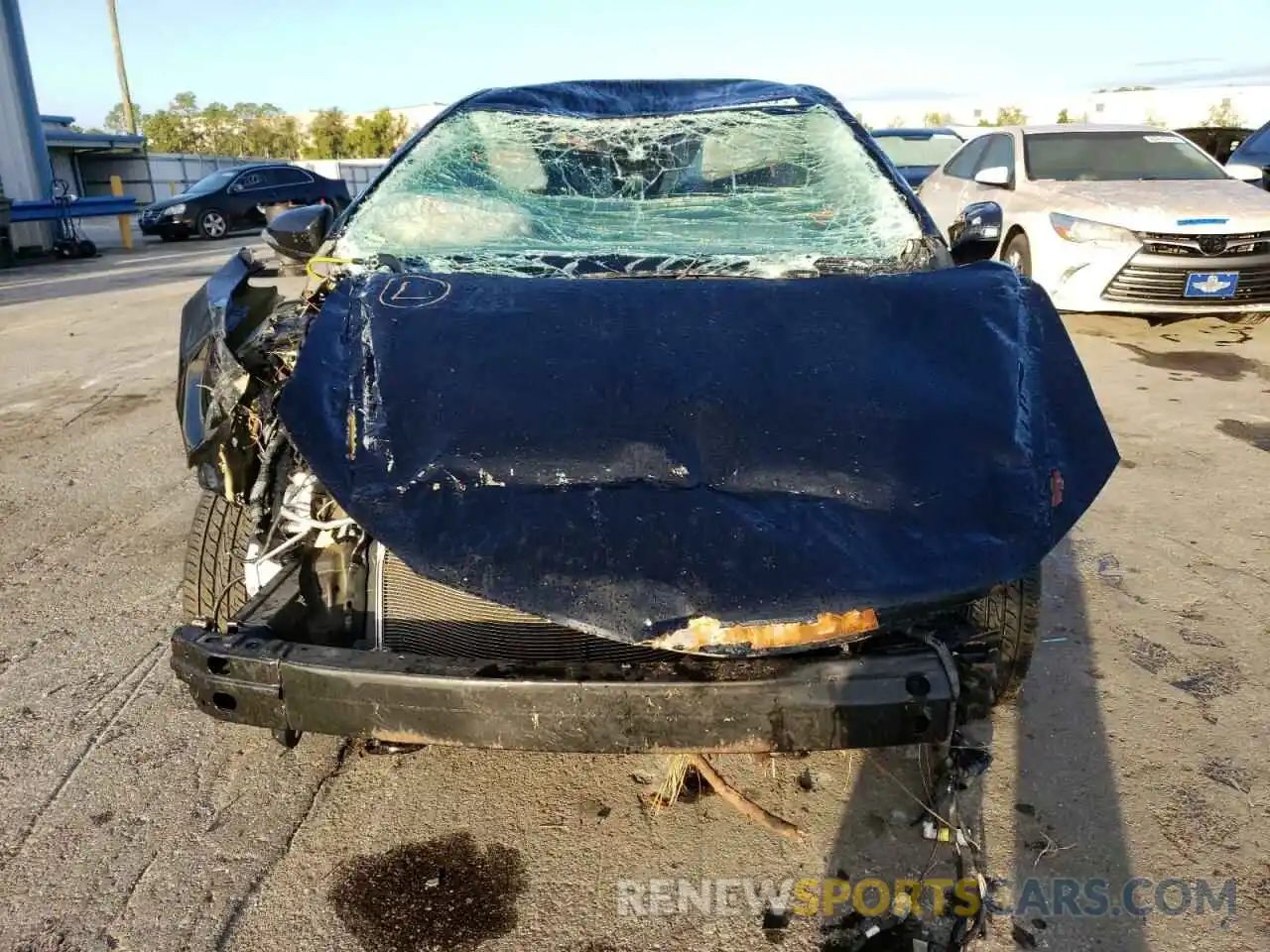 7 Photograph of a damaged car 2T1BURHE9KC217850 TOYOTA COROLLA 2019