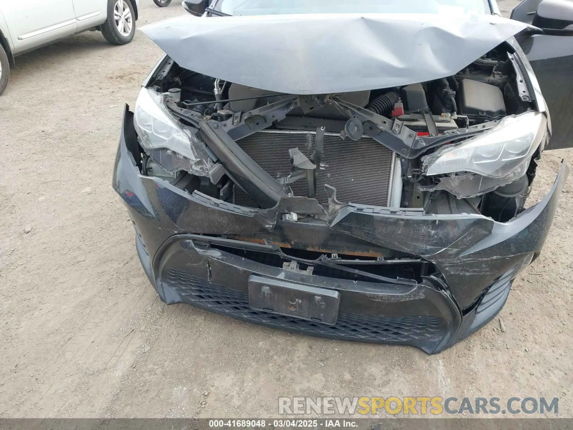 6 Photograph of a damaged car 2T1BURHE9KC219002 TOYOTA COROLLA 2019