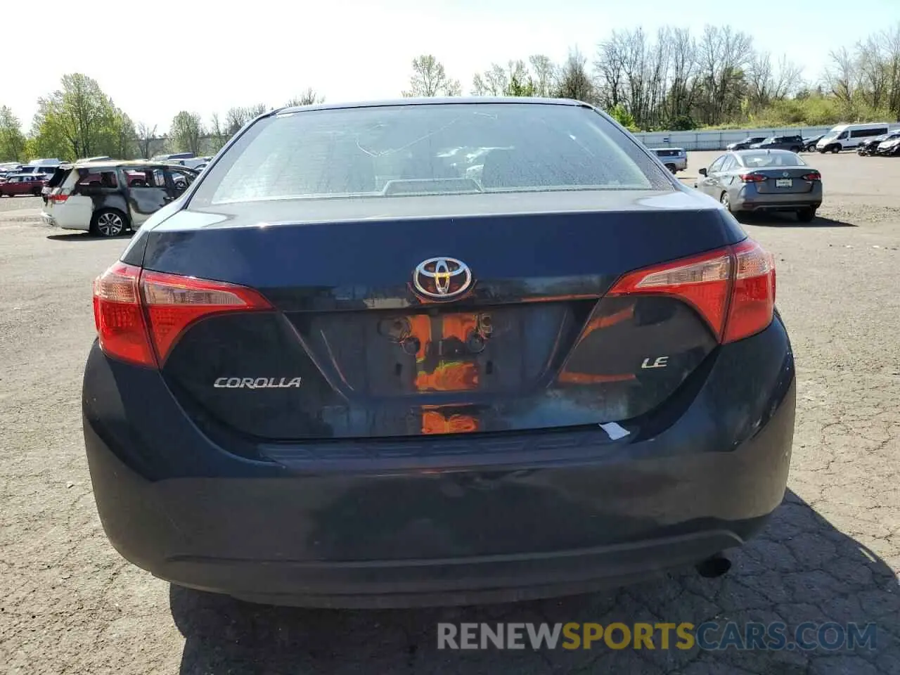 6 Photograph of a damaged car 2T1BURHE9KC220778 TOYOTA COROLLA 2019
