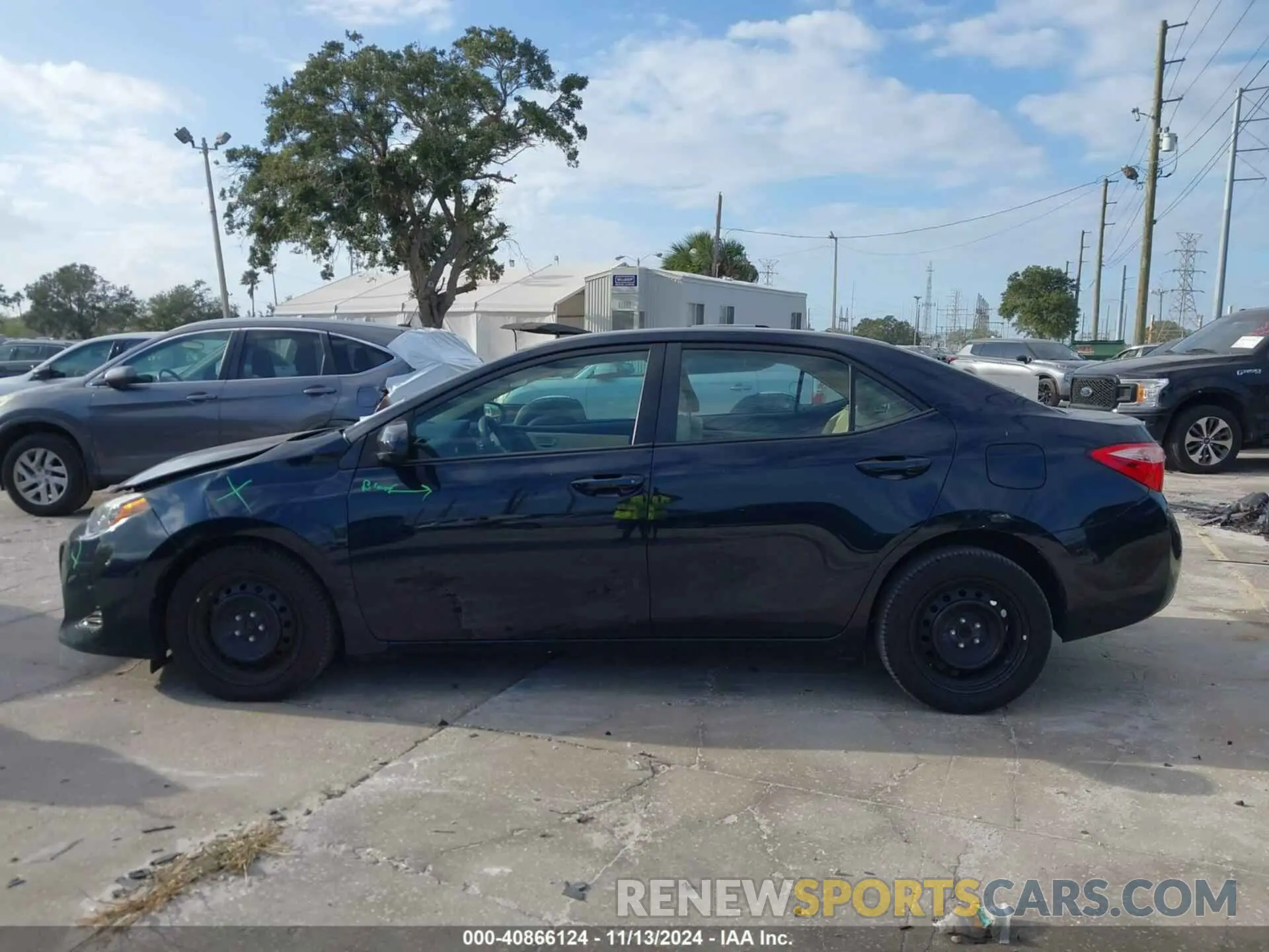 14 Photograph of a damaged car 2T1BURHE9KC221297 TOYOTA COROLLA 2019