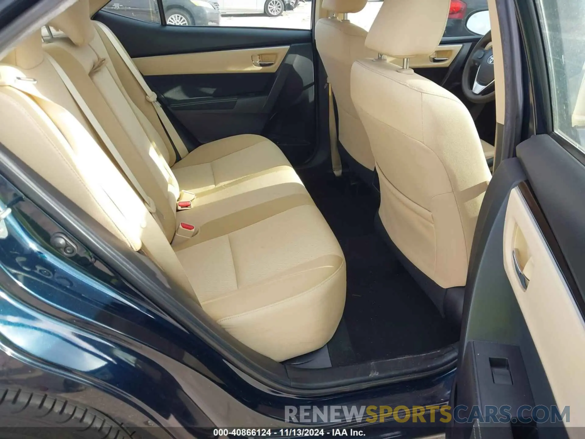 8 Photograph of a damaged car 2T1BURHE9KC221297 TOYOTA COROLLA 2019