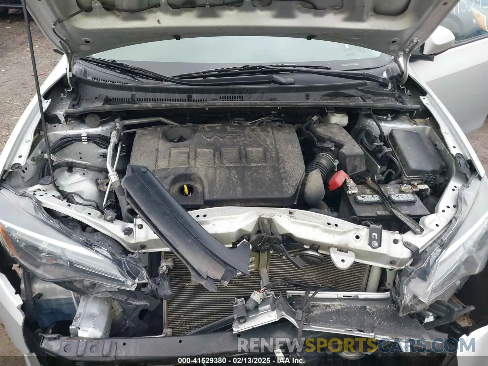 10 Photograph of a damaged car 2T1BURHE9KC221669 TOYOTA COROLLA 2019
