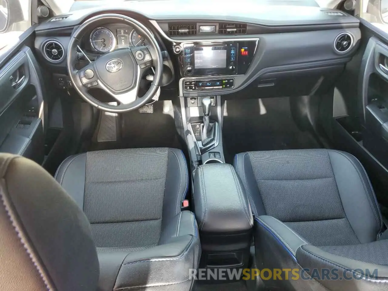8 Photograph of a damaged car 2T1BURHE9KC223390 TOYOTA COROLLA 2019