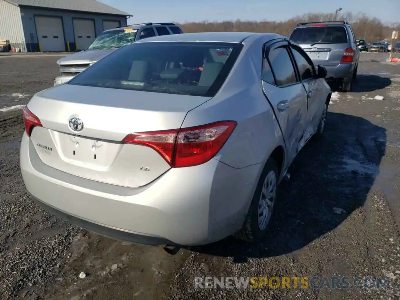 4 Photograph of a damaged car 2T1BURHE9KC225981 TOYOTA COROLLA 2019