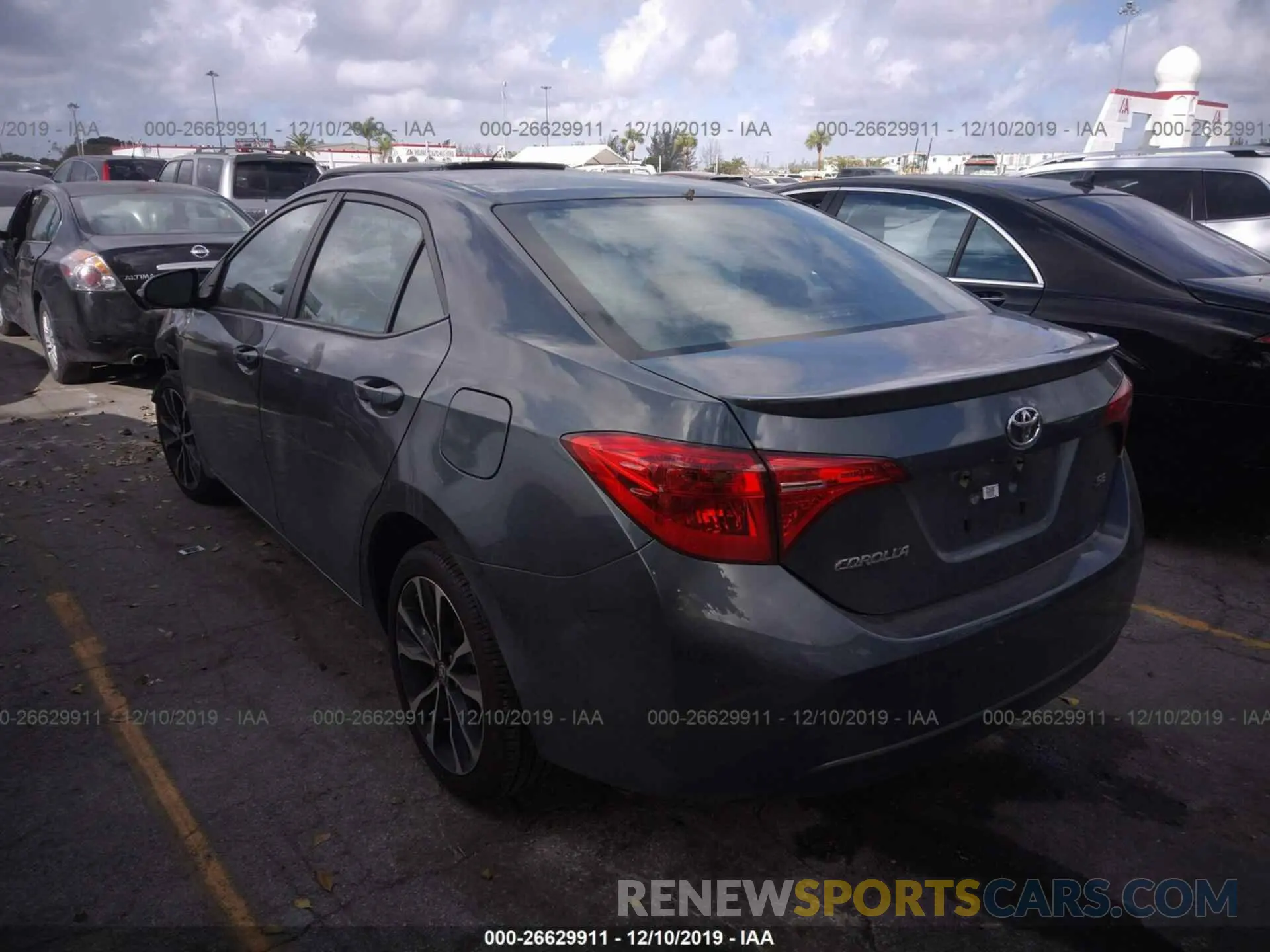 3 Photograph of a damaged car 2T1BURHE9KC226600 TOYOTA COROLLA 2019