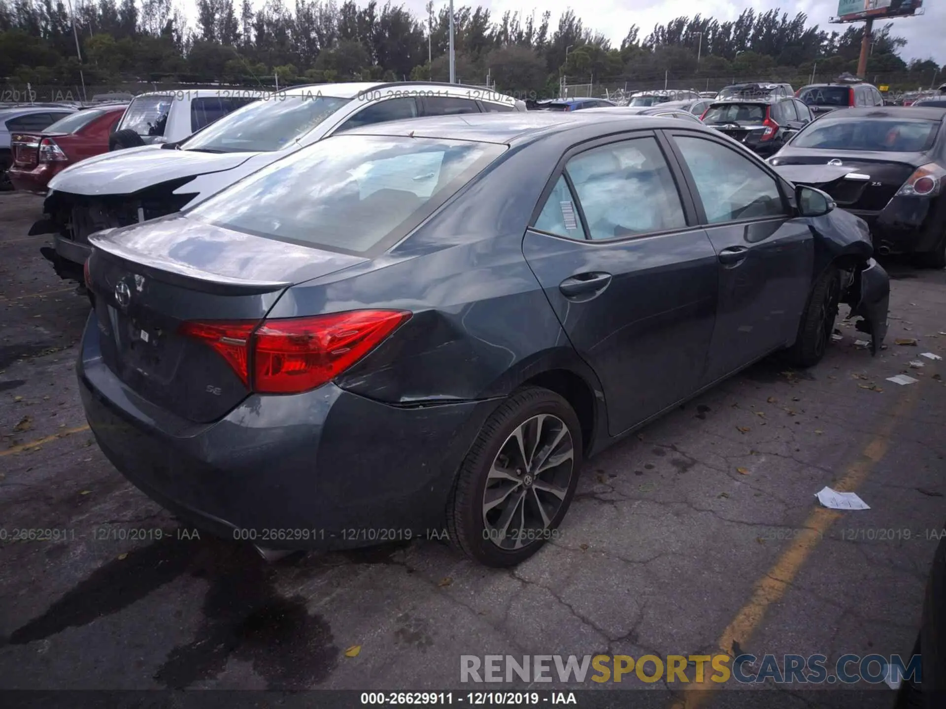 4 Photograph of a damaged car 2T1BURHE9KC226600 TOYOTA COROLLA 2019