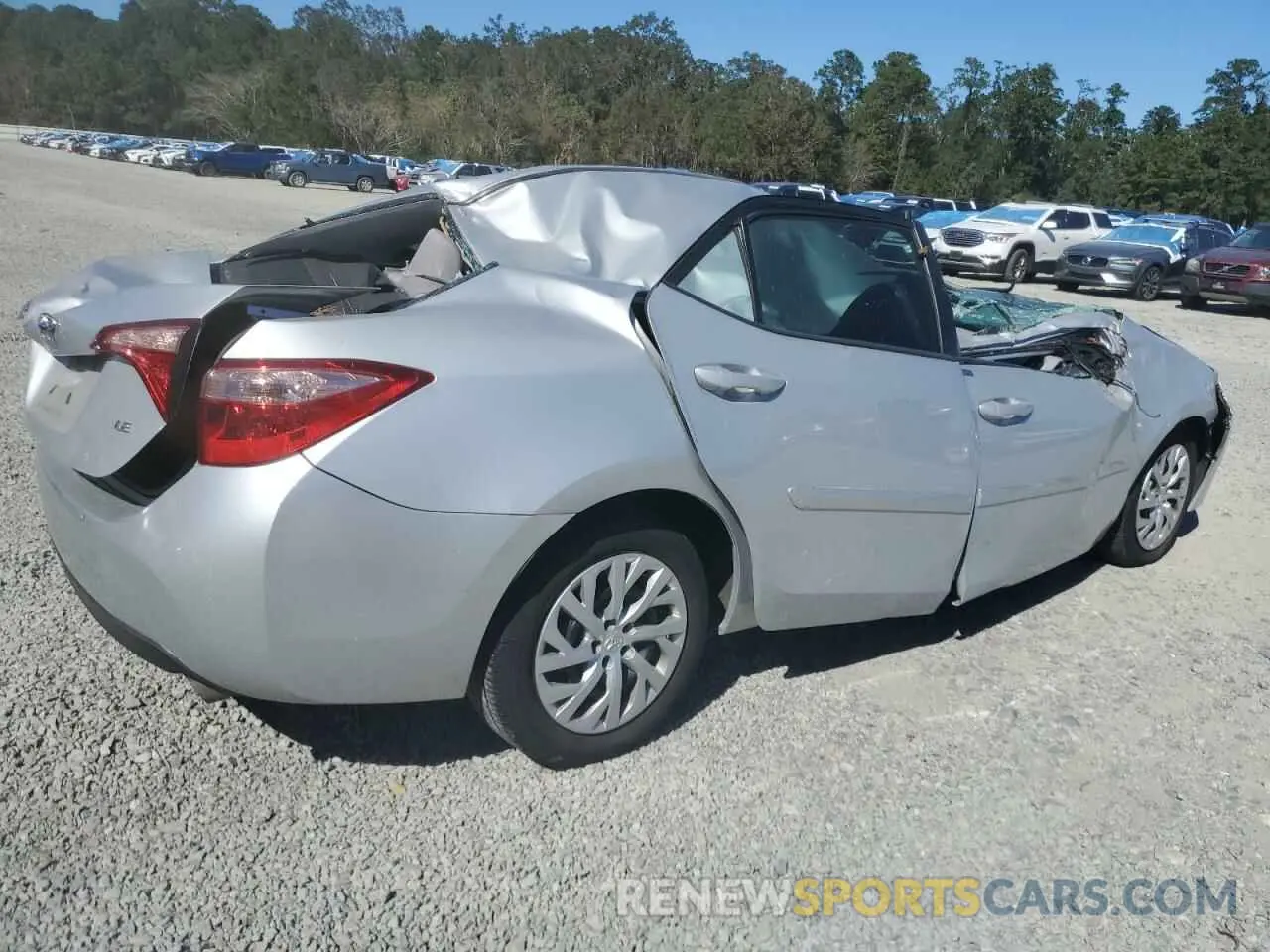 3 Photograph of a damaged car 2T1BURHE9KC228072 TOYOTA COROLLA 2019