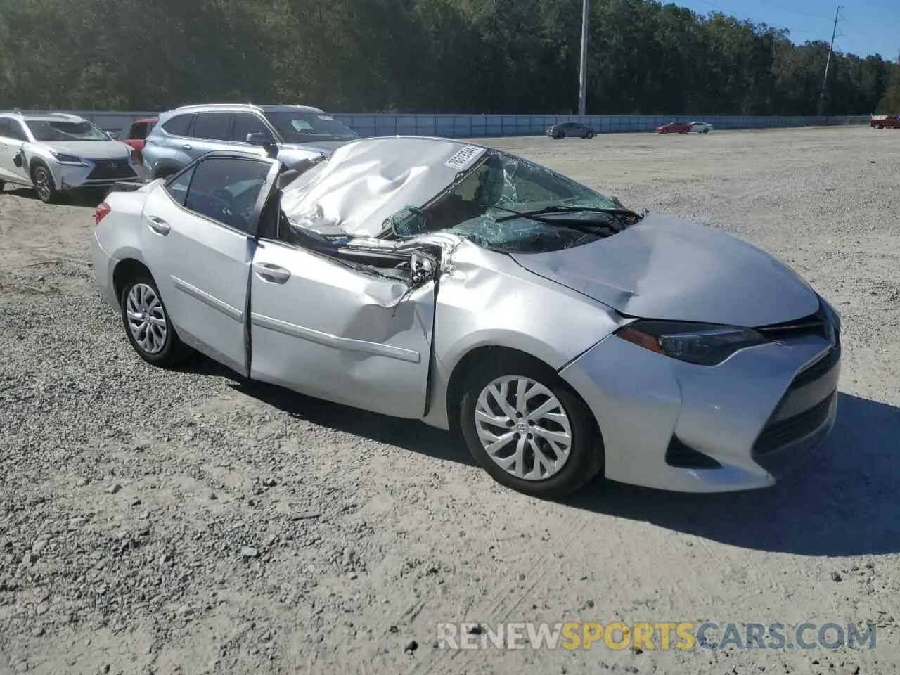 4 Photograph of a damaged car 2T1BURHE9KC228072 TOYOTA COROLLA 2019