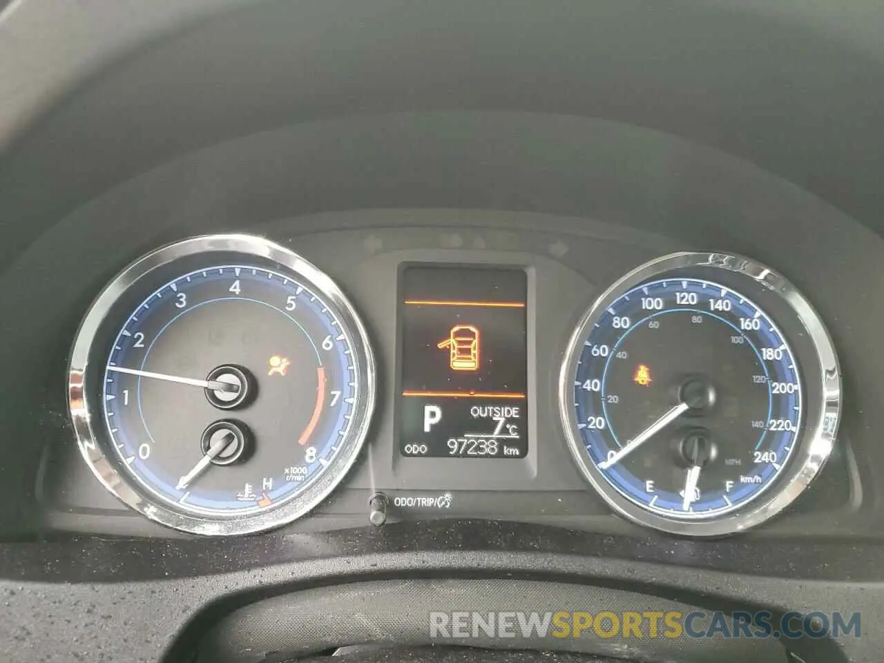 9 Photograph of a damaged car 2T1BURHE9KC228475 TOYOTA COROLLA 2019