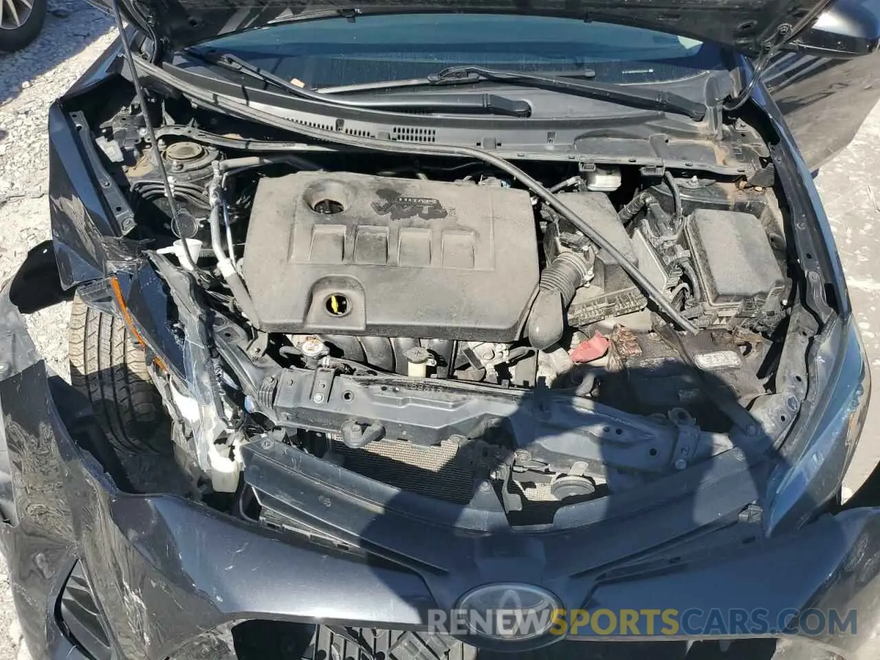 11 Photograph of a damaged car 2T1BURHE9KC230081 TOYOTA COROLLA 2019