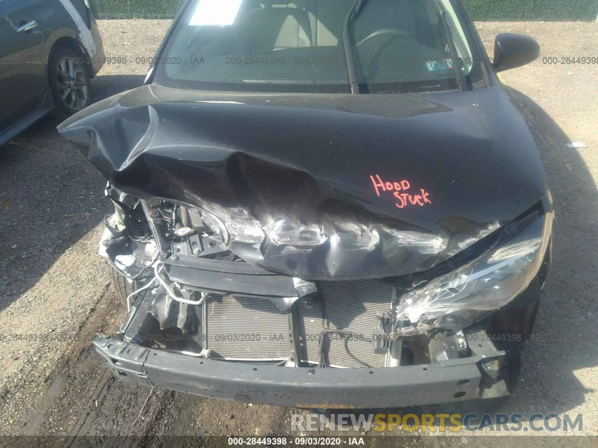 10 Photograph of a damaged car 2T1BURHE9KC235040 TOYOTA COROLLA 2019