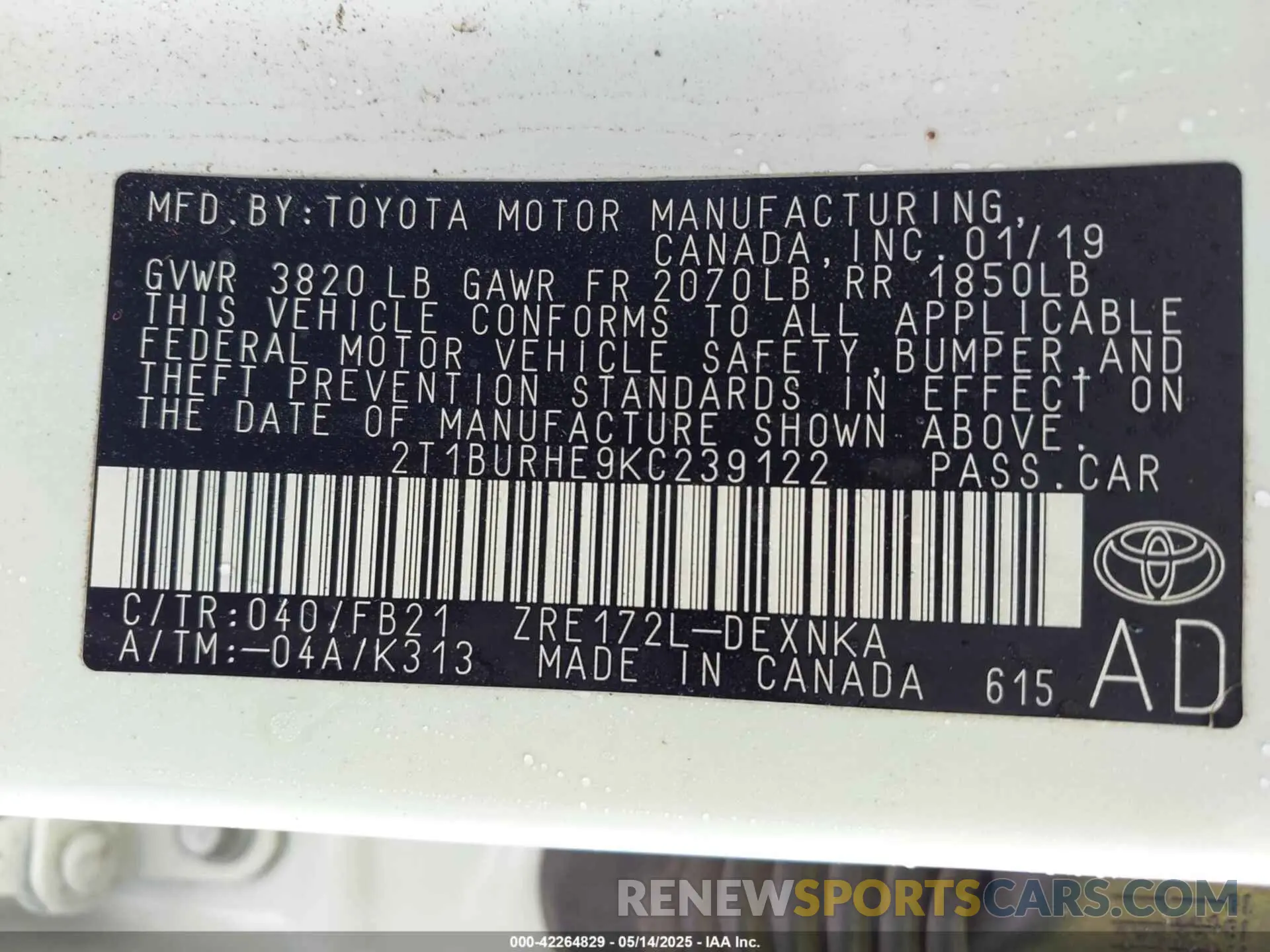 9 Photograph of a damaged car 2T1BURHE9KC239122 TOYOTA COROLLA 2019
