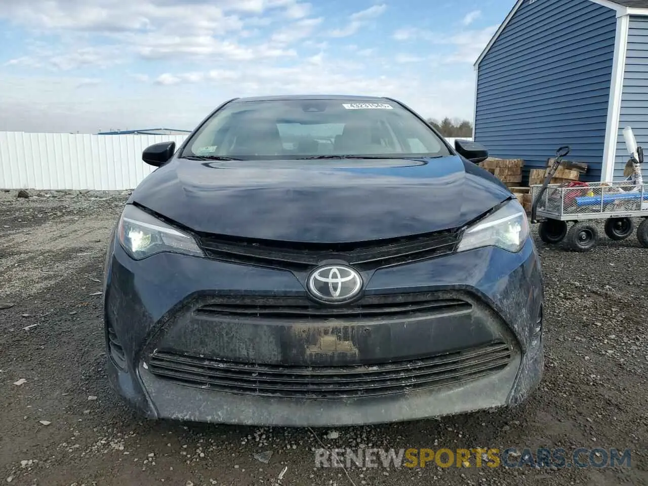 5 Photograph of a damaged car 2T1BURHE9KC245695 TOYOTA COROLLA 2019