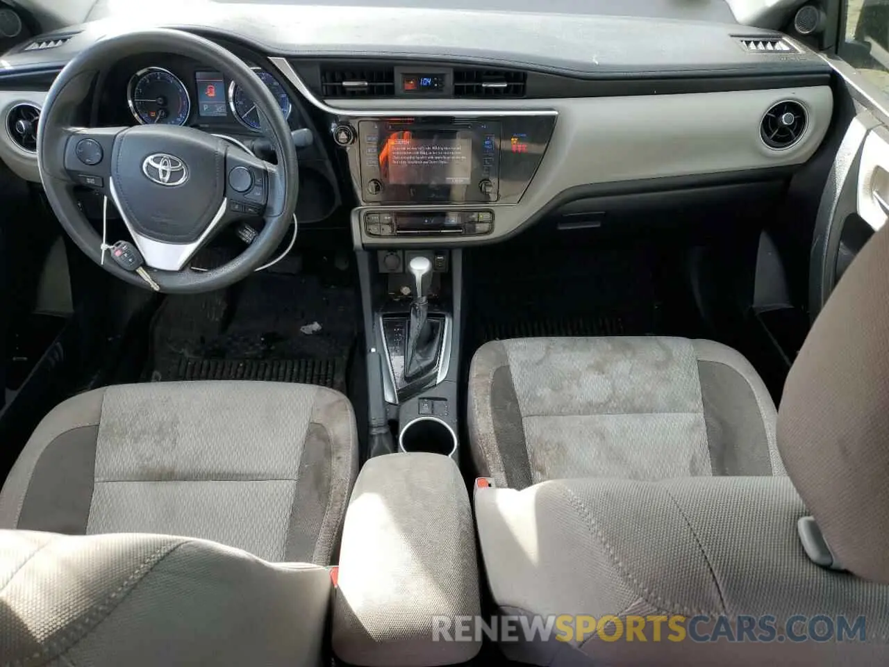 8 Photograph of a damaged car 2T1BURHE9KC245695 TOYOTA COROLLA 2019