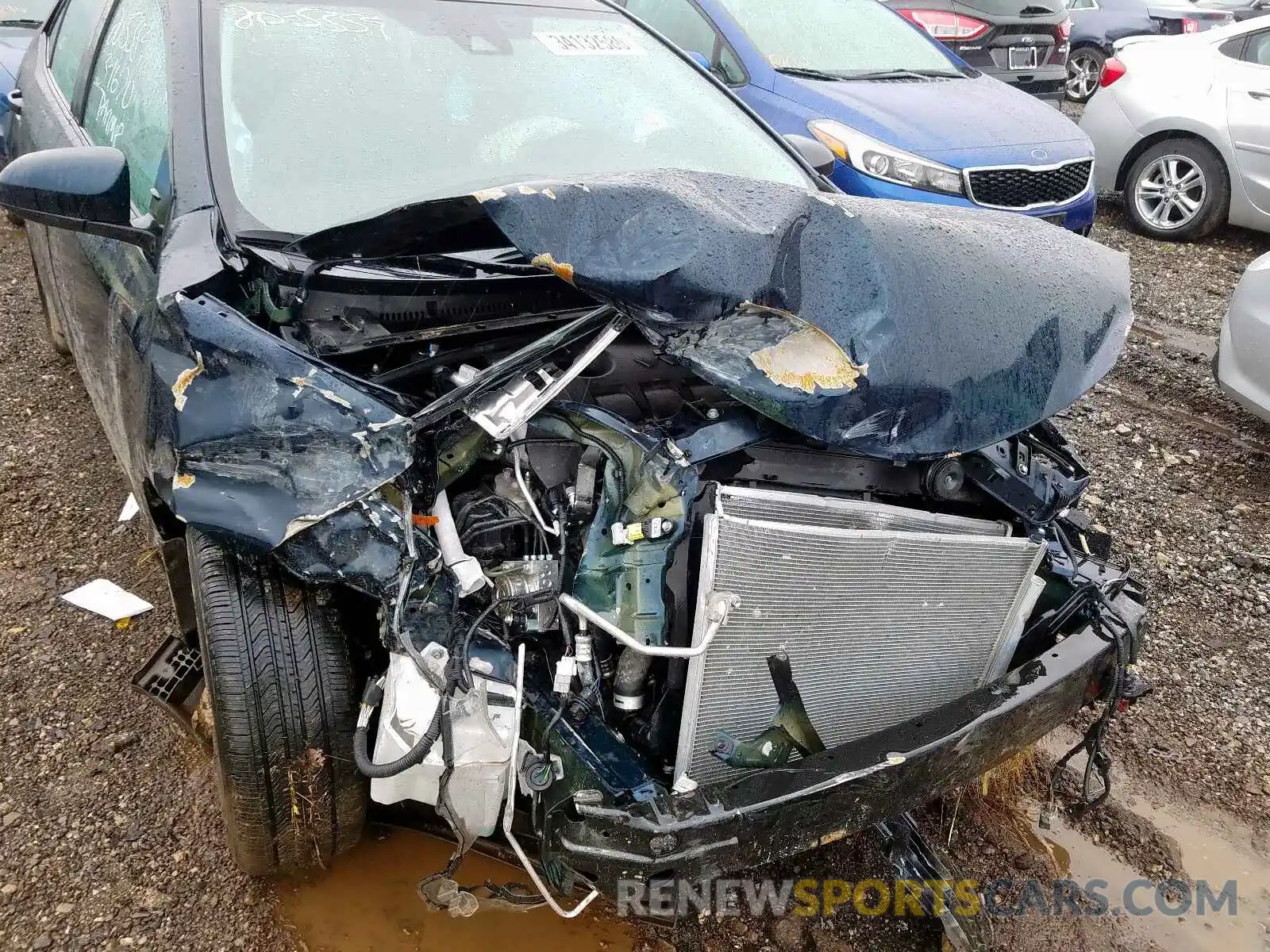 9 Photograph of a damaged car 2T1BURHEXKC127123 TOYOTA COROLLA 2019