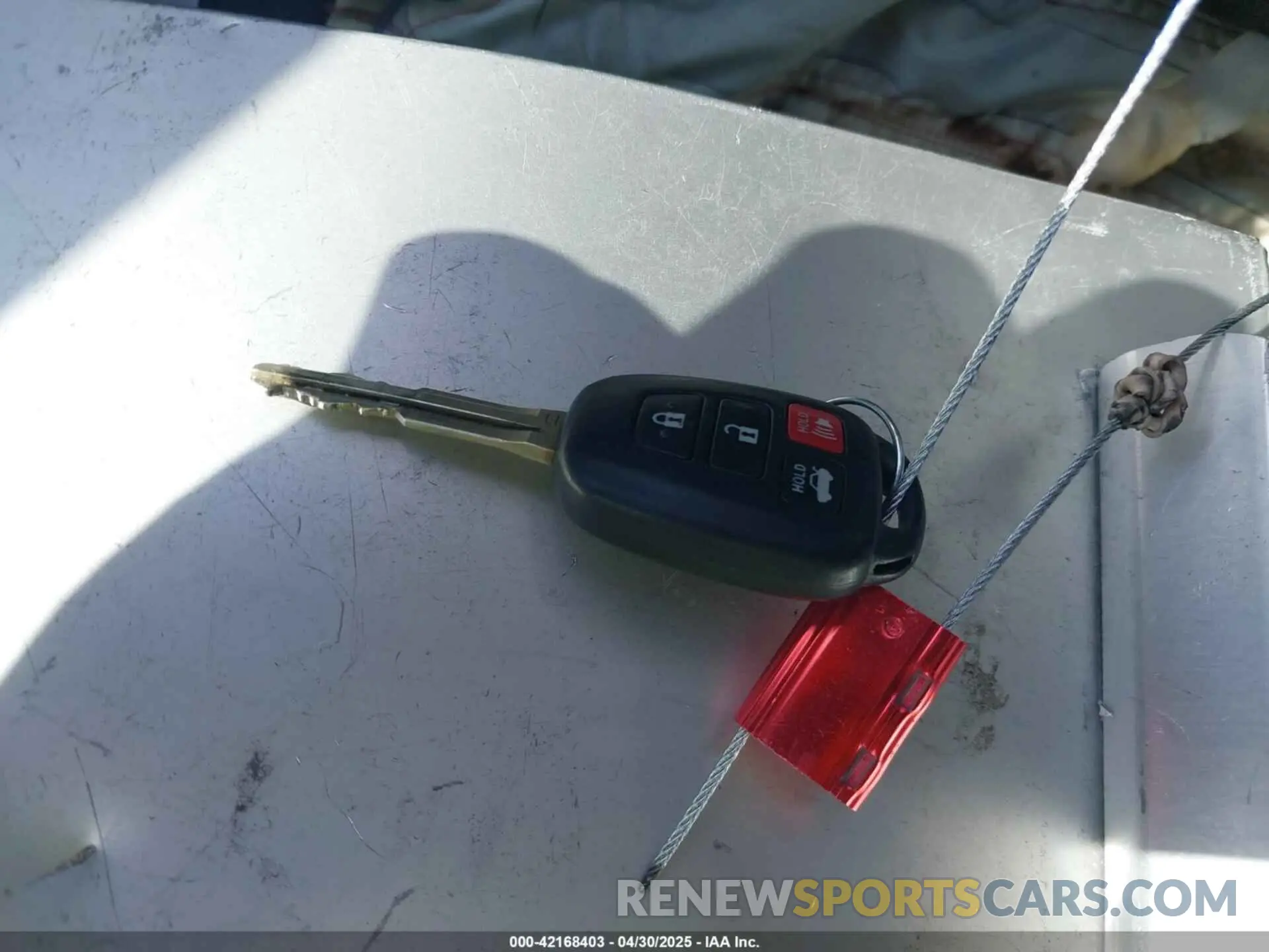 11 Photograph of a damaged car 2T1BURHEXKC128028 TOYOTA COROLLA 2019