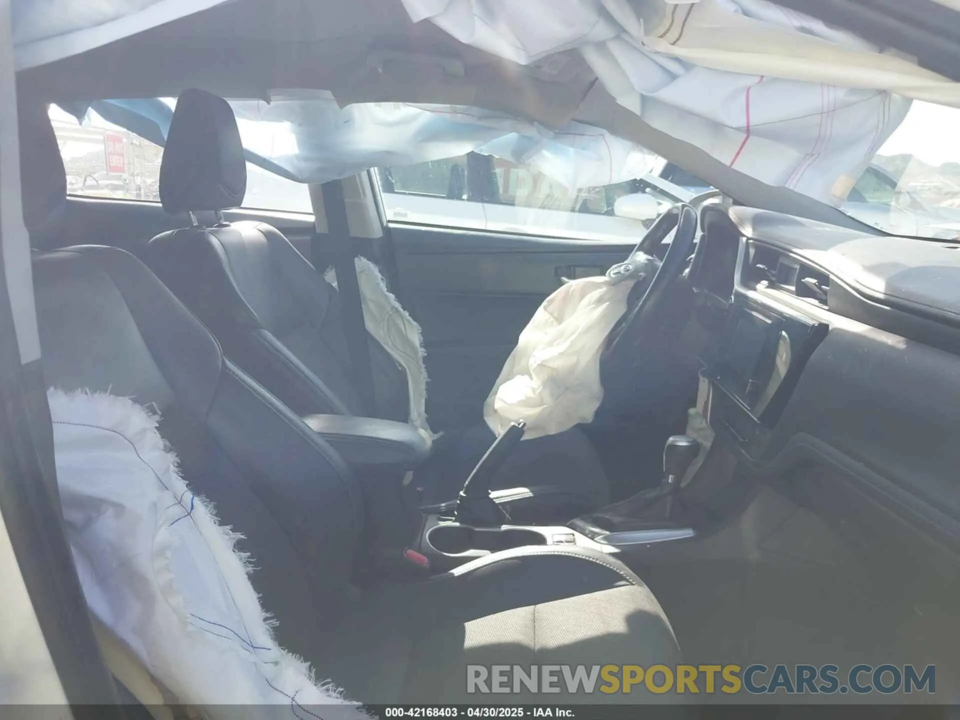 5 Photograph of a damaged car 2T1BURHEXKC128028 TOYOTA COROLLA 2019