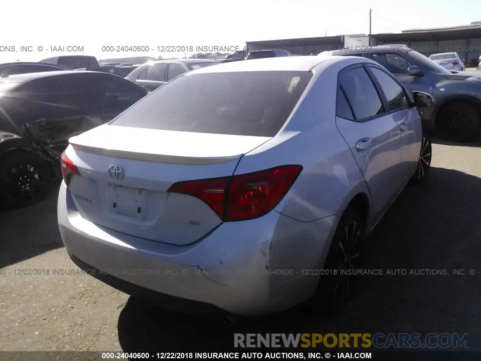 4 Photograph of a damaged car 2T1BURHEXKC129552 TOYOTA COROLLA 2019