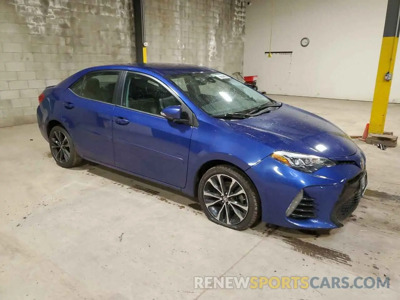 4 Photograph of a damaged car 2T1BURHEXKC135044 TOYOTA COROLLA 2019