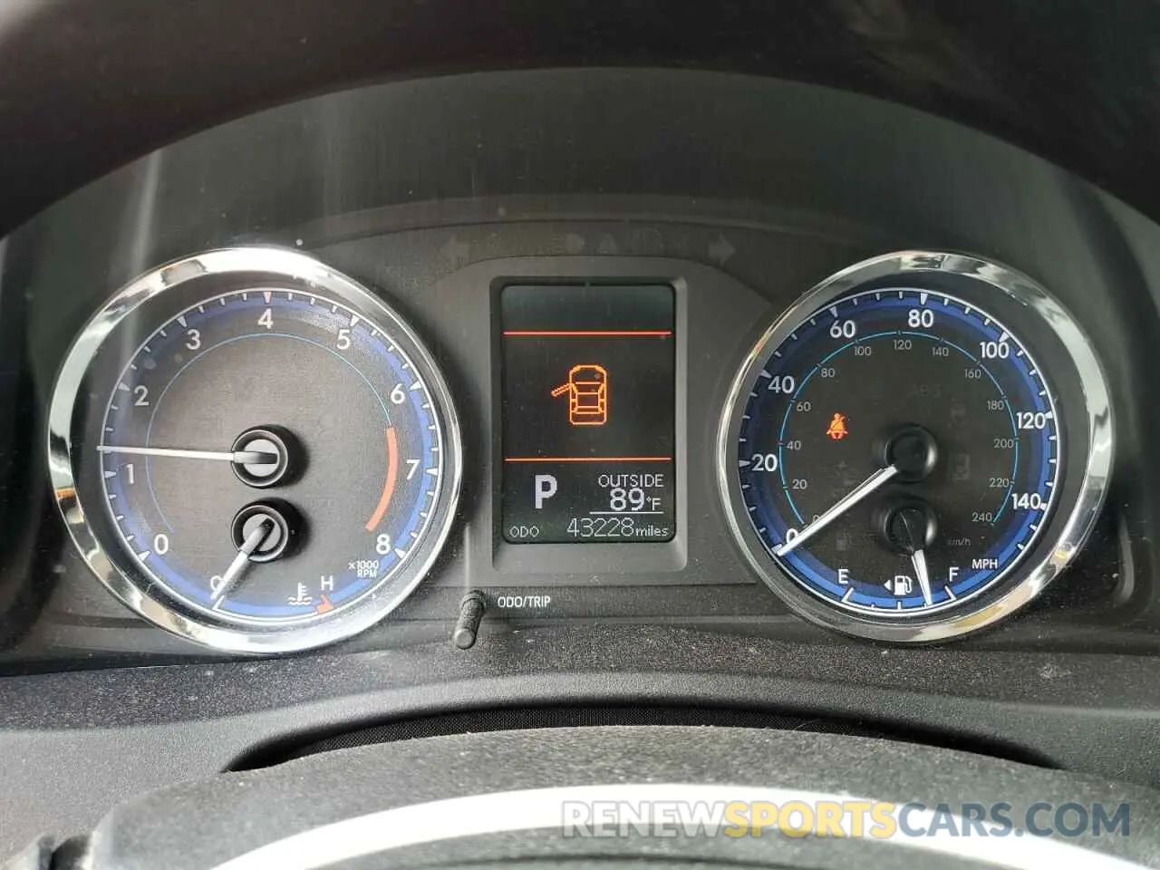 9 Photograph of a damaged car 2T1BURHEXKC135738 TOYOTA COROLLA 2019