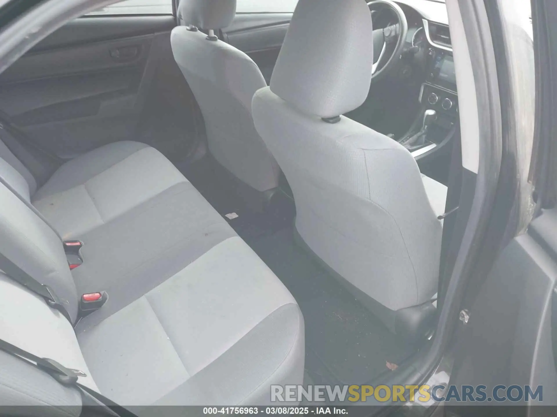 8 Photograph of a damaged car 2T1BURHEXKC138753 TOYOTA COROLLA 2019