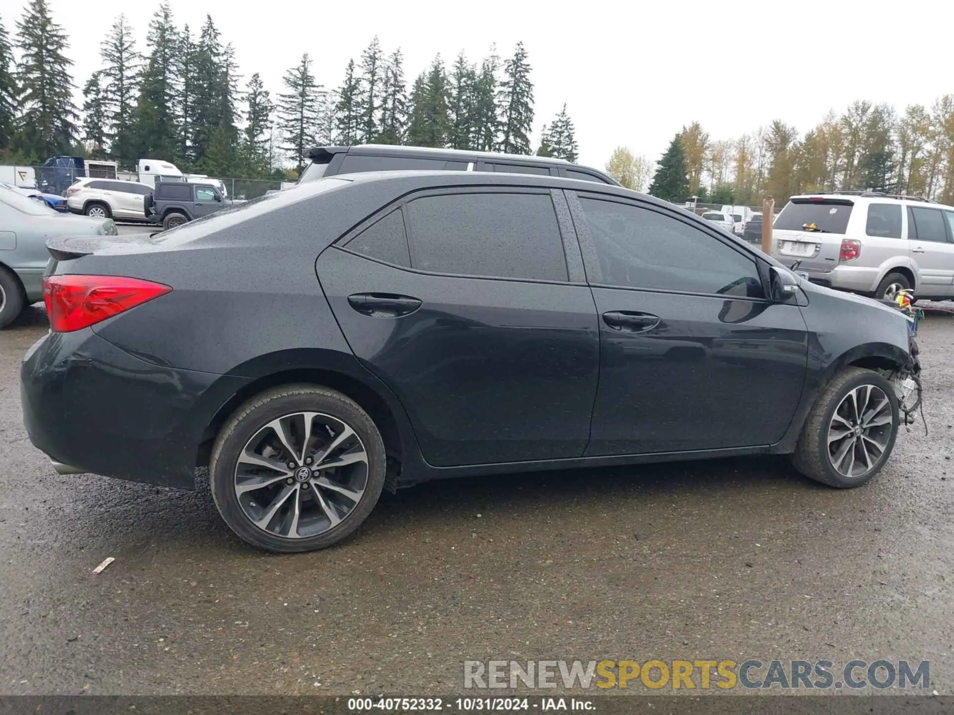 13 Photograph of a damaged car 2T1BURHEXKC139868 TOYOTA COROLLA 2019
