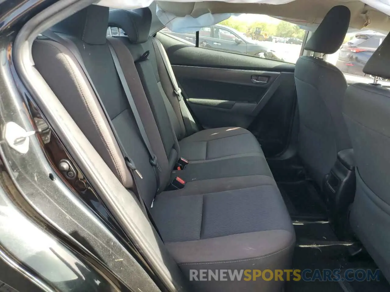 10 Photograph of a damaged car 2T1BURHEXKC141300 TOYOTA COROLLA 2019
