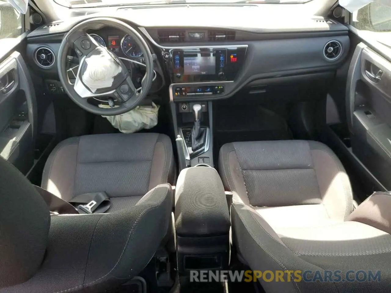8 Photograph of a damaged car 2T1BURHEXKC141300 TOYOTA COROLLA 2019