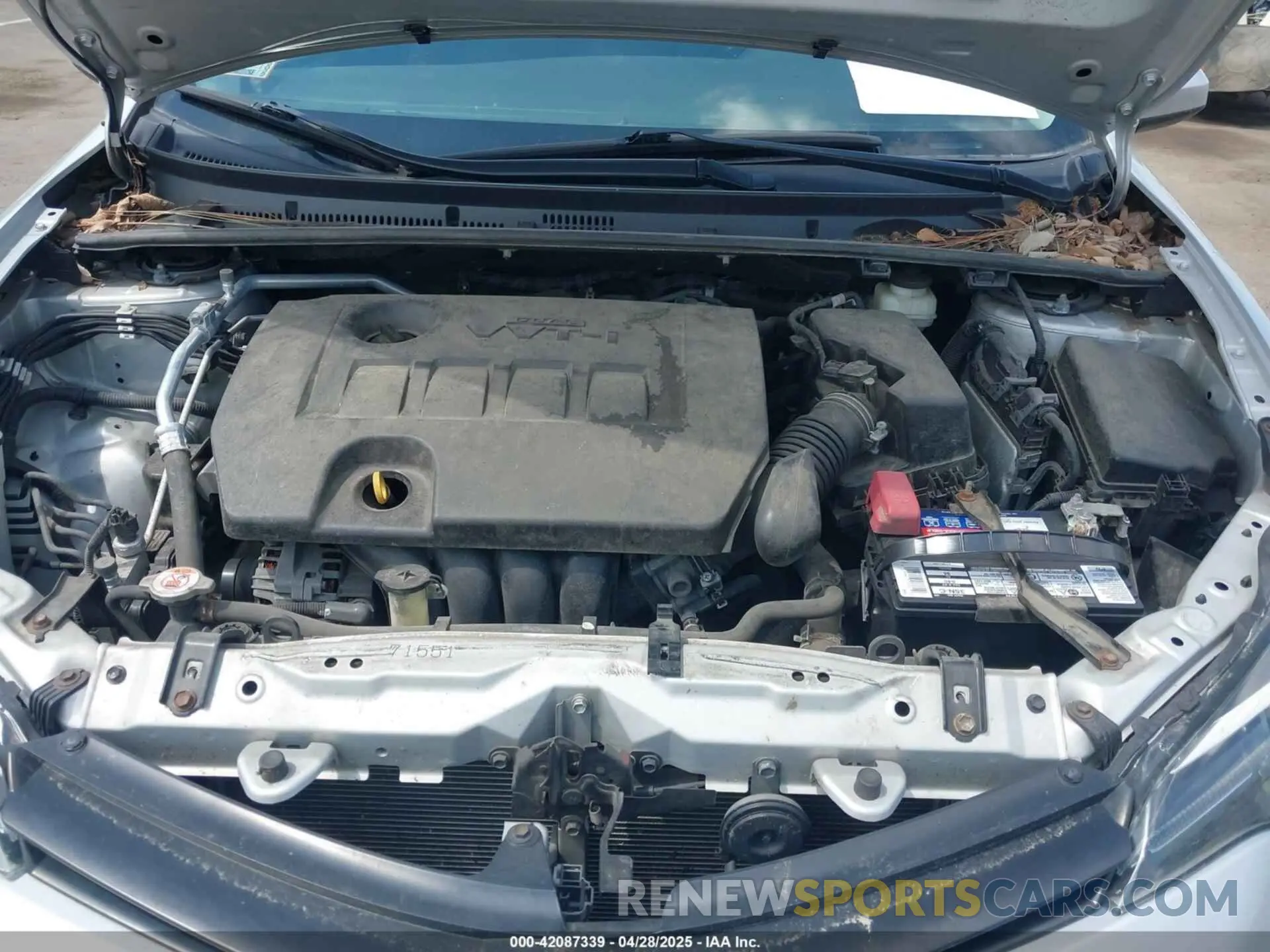 10 Photograph of a damaged car 2T1BURHEXKC143368 TOYOTA COROLLA 2019