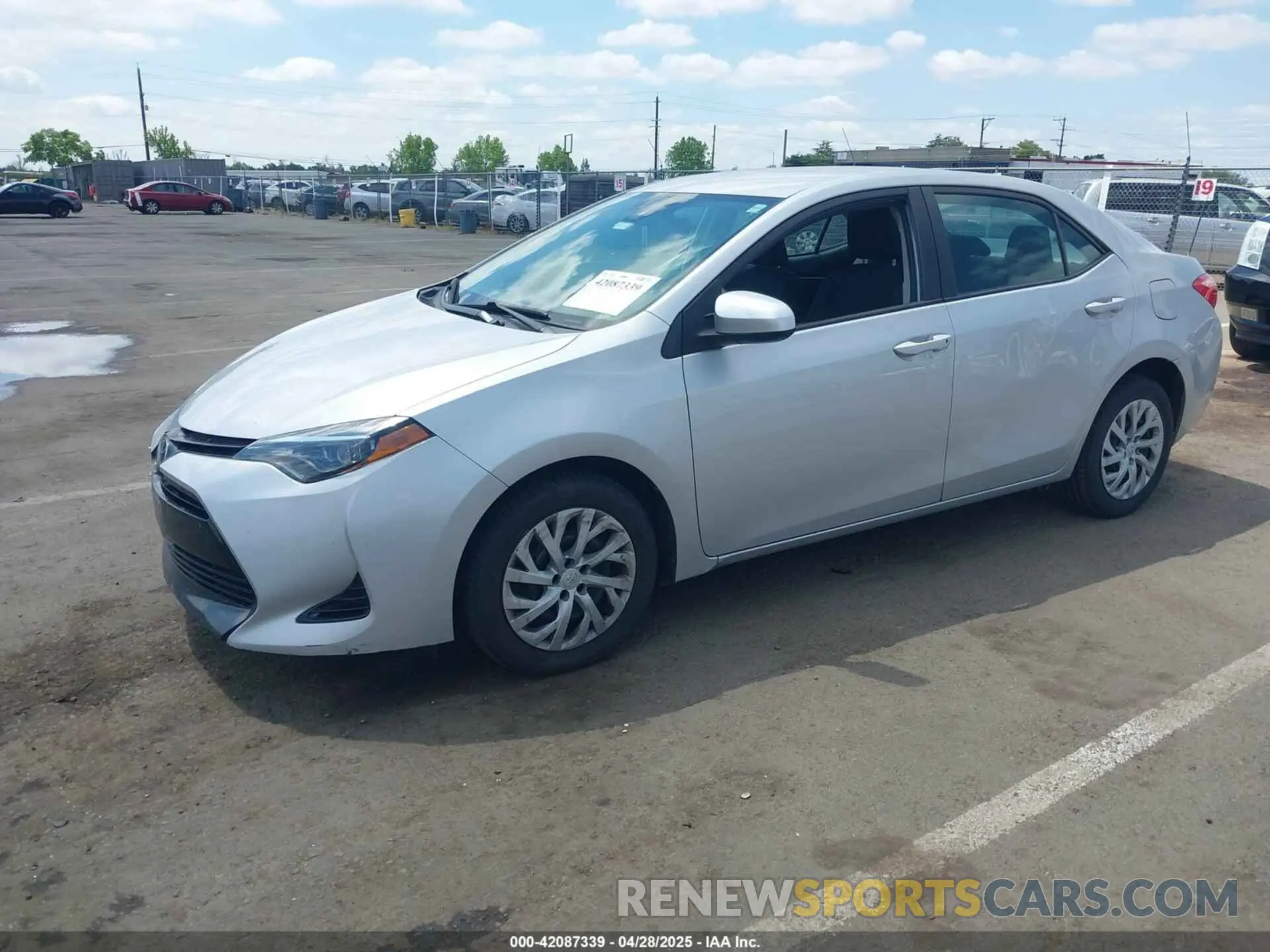 2 Photograph of a damaged car 2T1BURHEXKC143368 TOYOTA COROLLA 2019