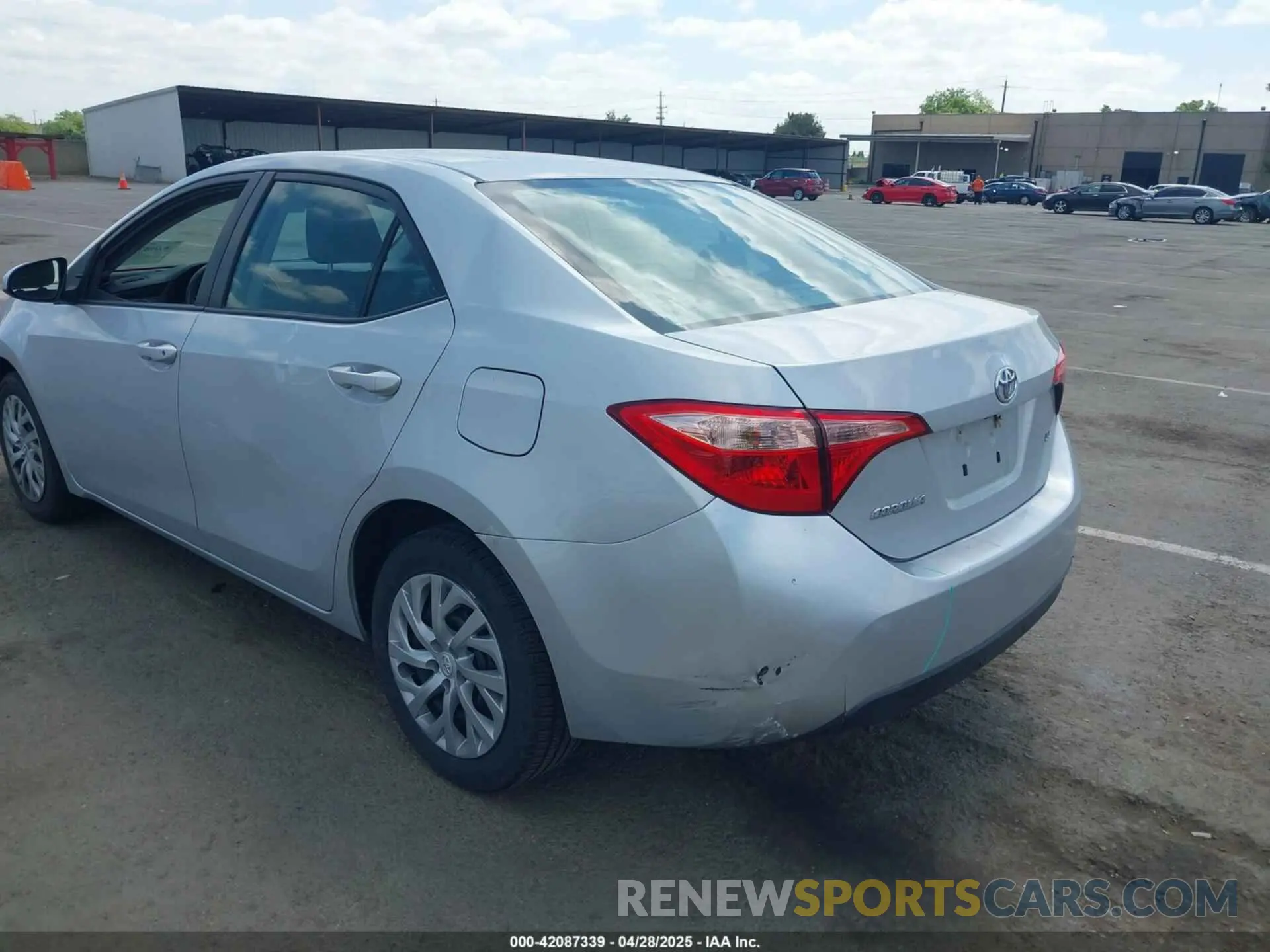6 Photograph of a damaged car 2T1BURHEXKC143368 TOYOTA COROLLA 2019