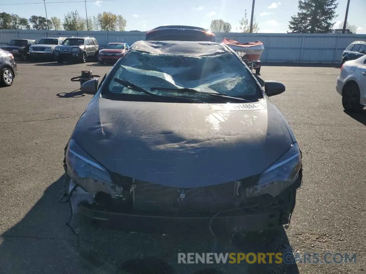 5 Photograph of a damaged car 2T1BURHEXKC143404 TOYOTA COROLLA 2019