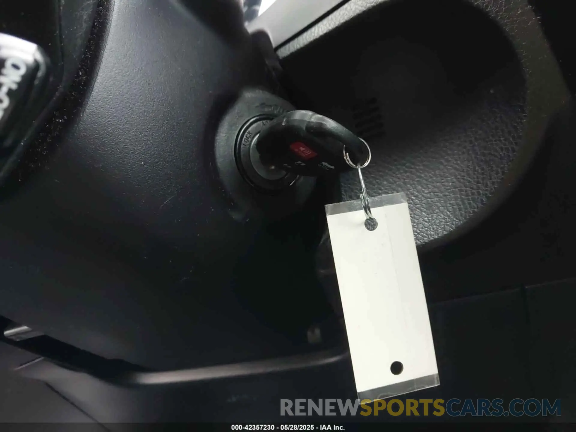 11 Photograph of a damaged car 2T1BURHEXKC143757 TOYOTA COROLLA 2019