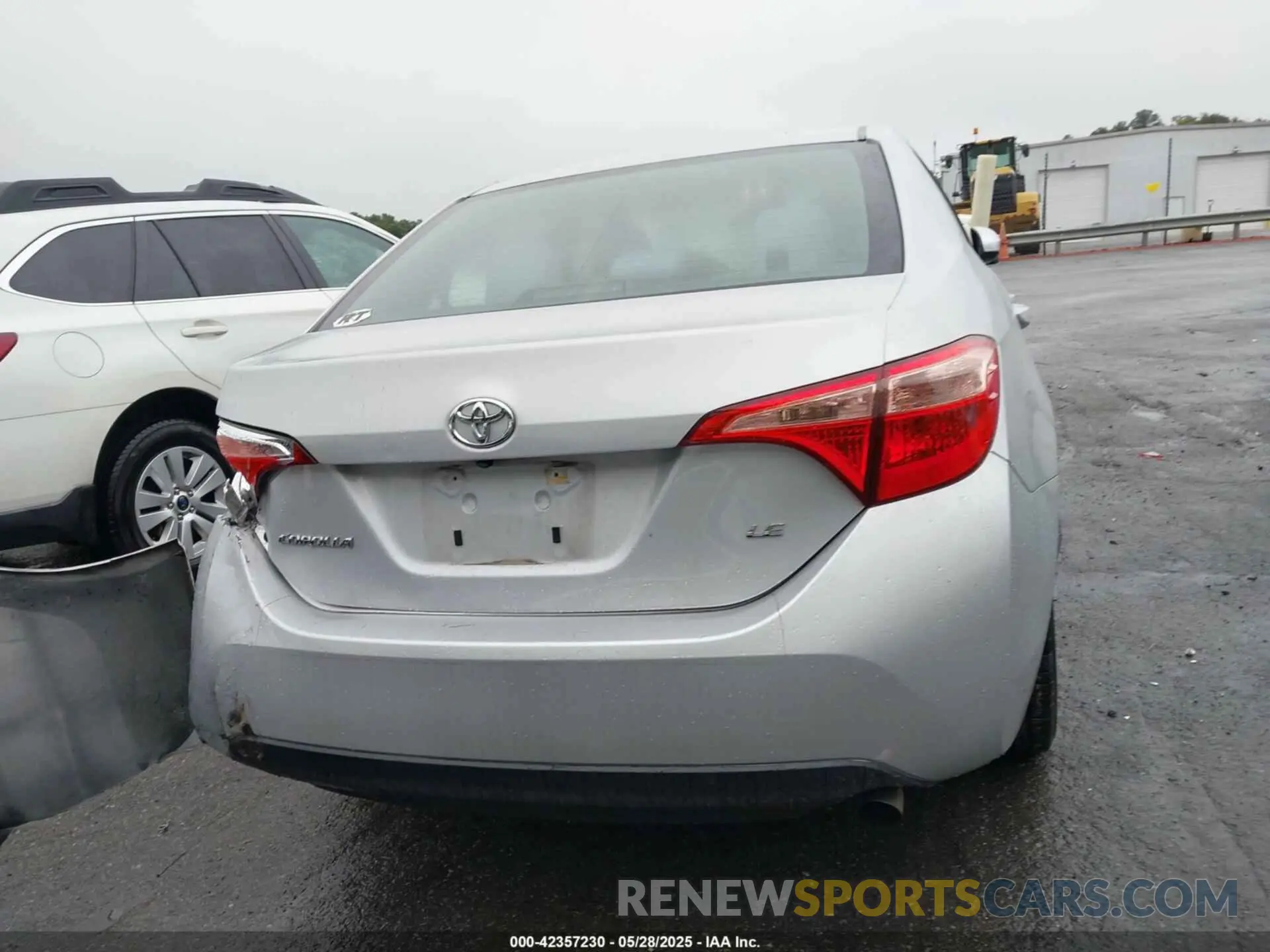 16 Photograph of a damaged car 2T1BURHEXKC143757 TOYOTA COROLLA 2019