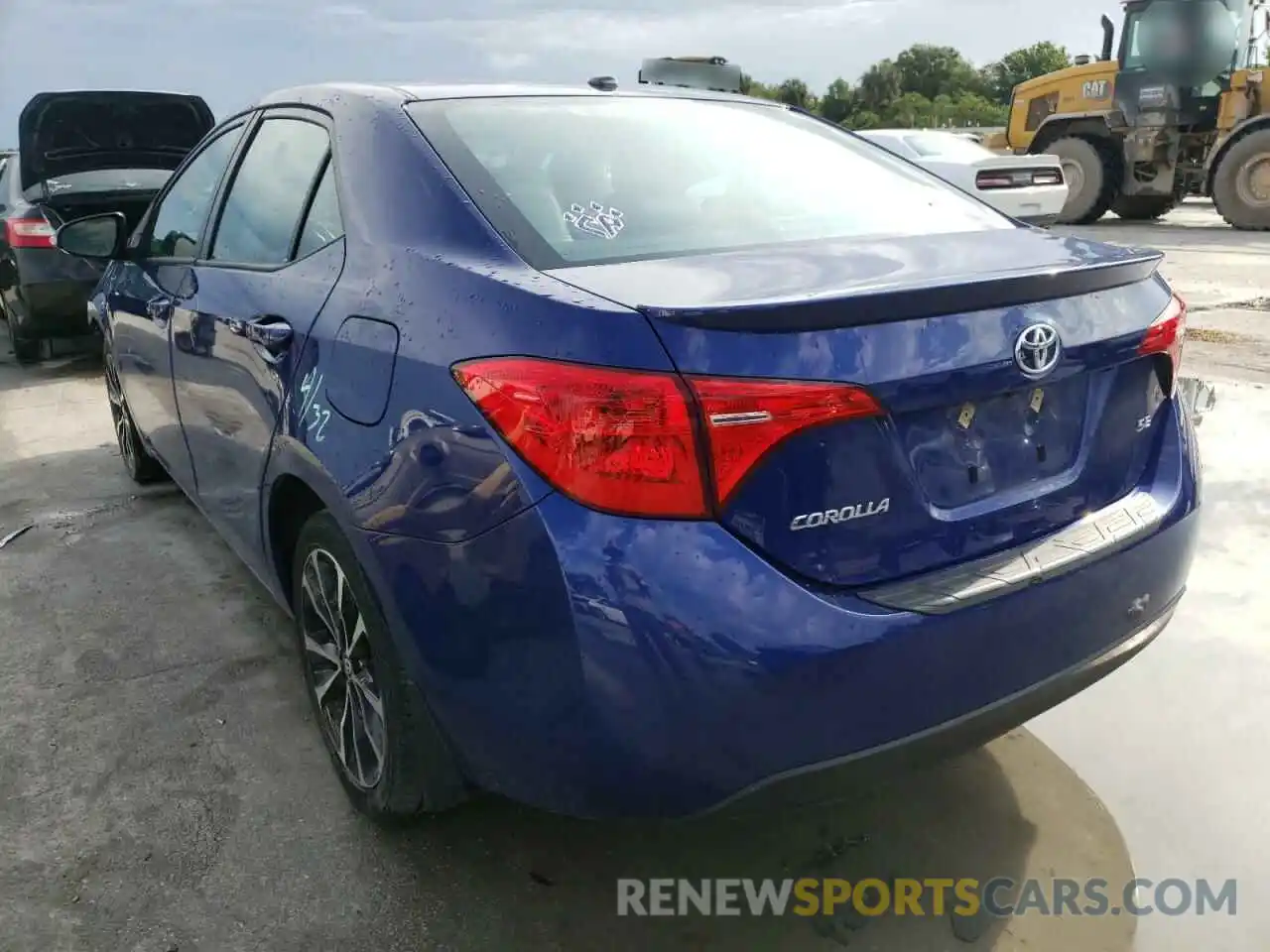 3 Photograph of a damaged car 2T1BURHEXKC143936 TOYOTA COROLLA 2019