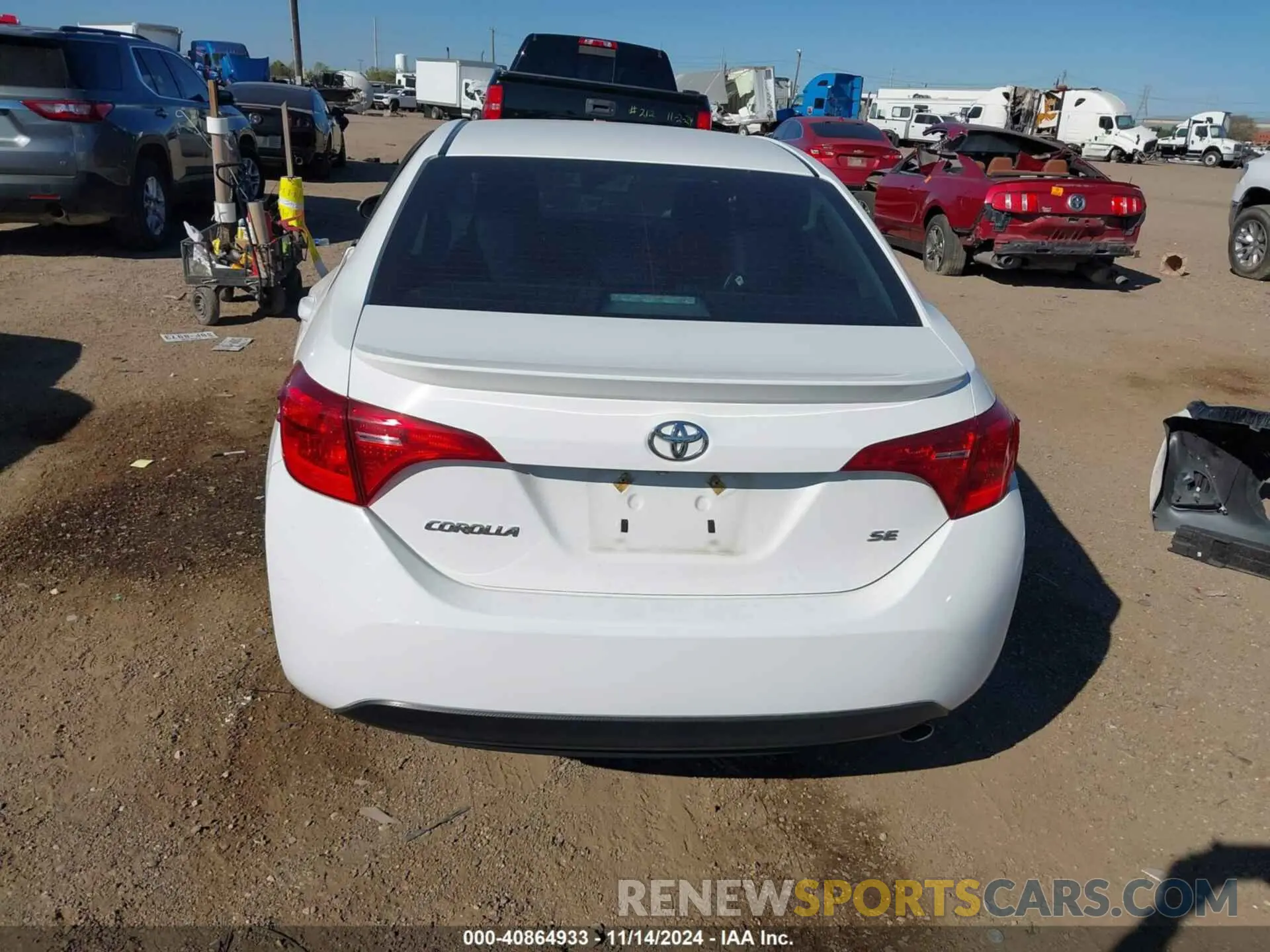 15 Photograph of a damaged car 2T1BURHEXKC150627 TOYOTA COROLLA 2019