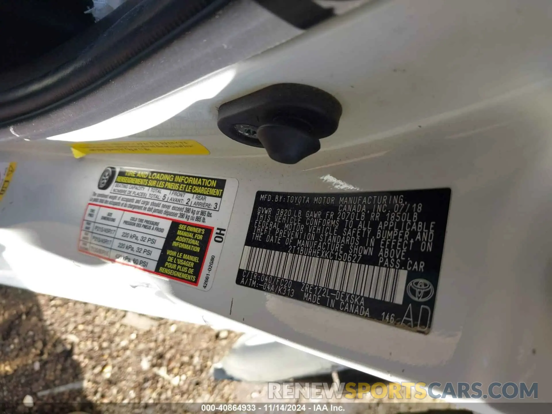 9 Photograph of a damaged car 2T1BURHEXKC150627 TOYOTA COROLLA 2019